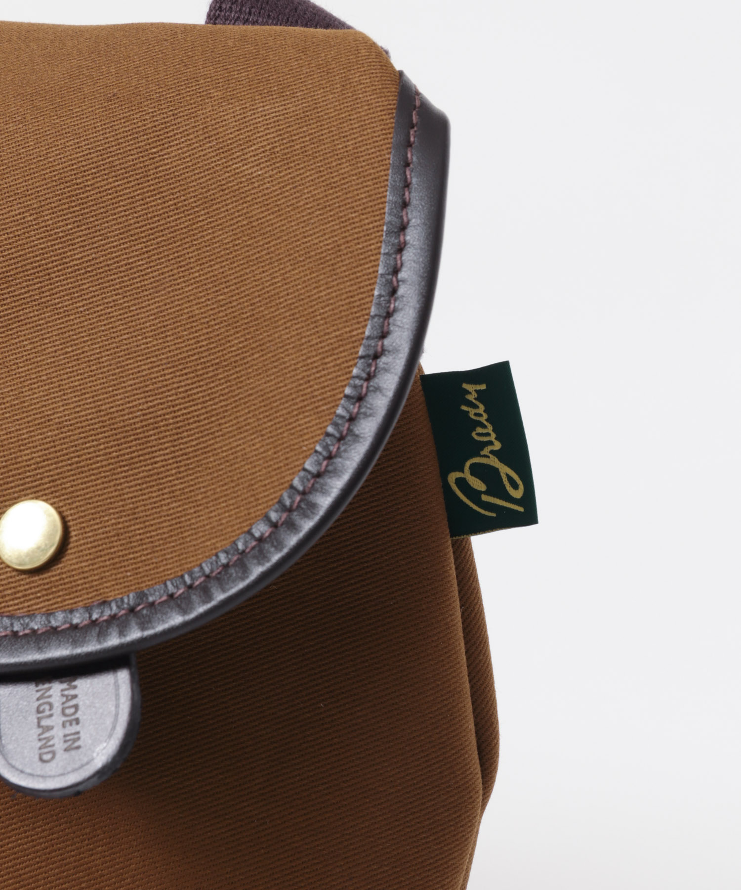 BRADY　AVON HAZELNUT -