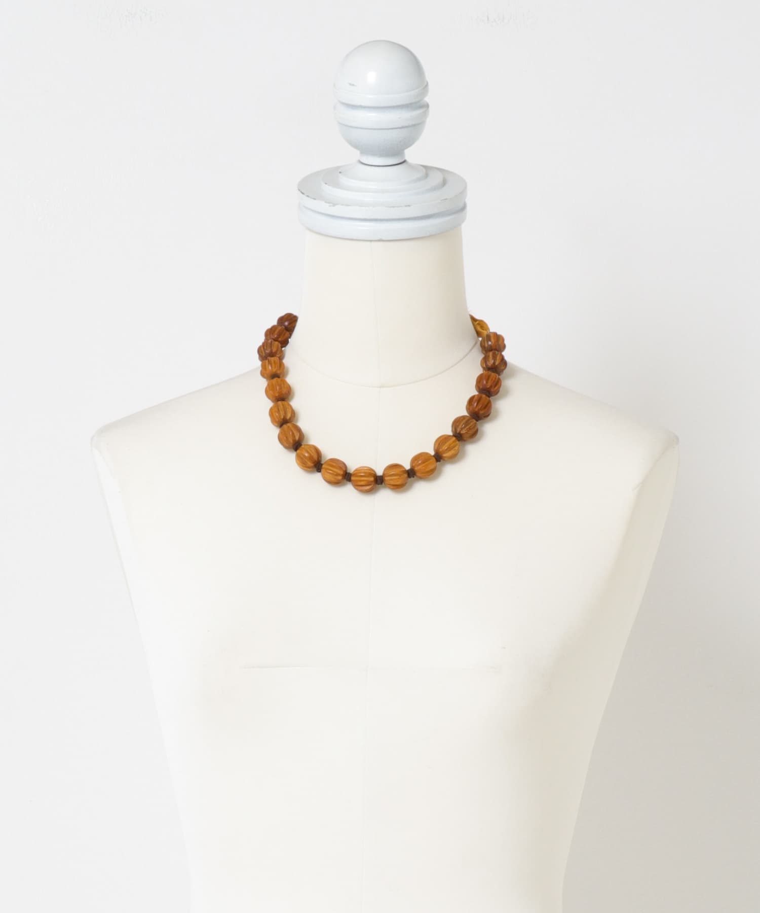 OCUCCI jewelry　Bayon wood with silk cord brown Free