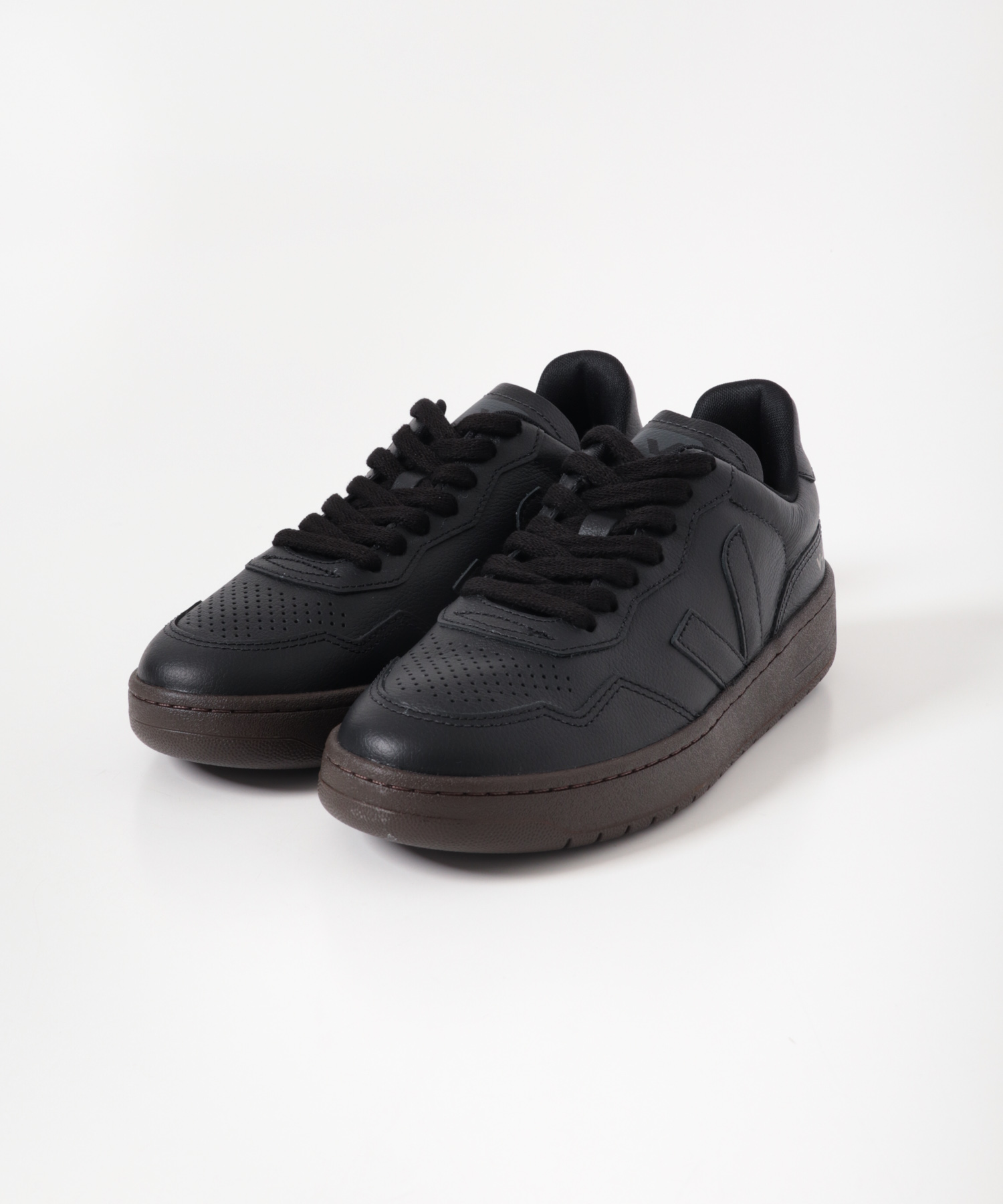 veja　V-90 FULL BLACK 37