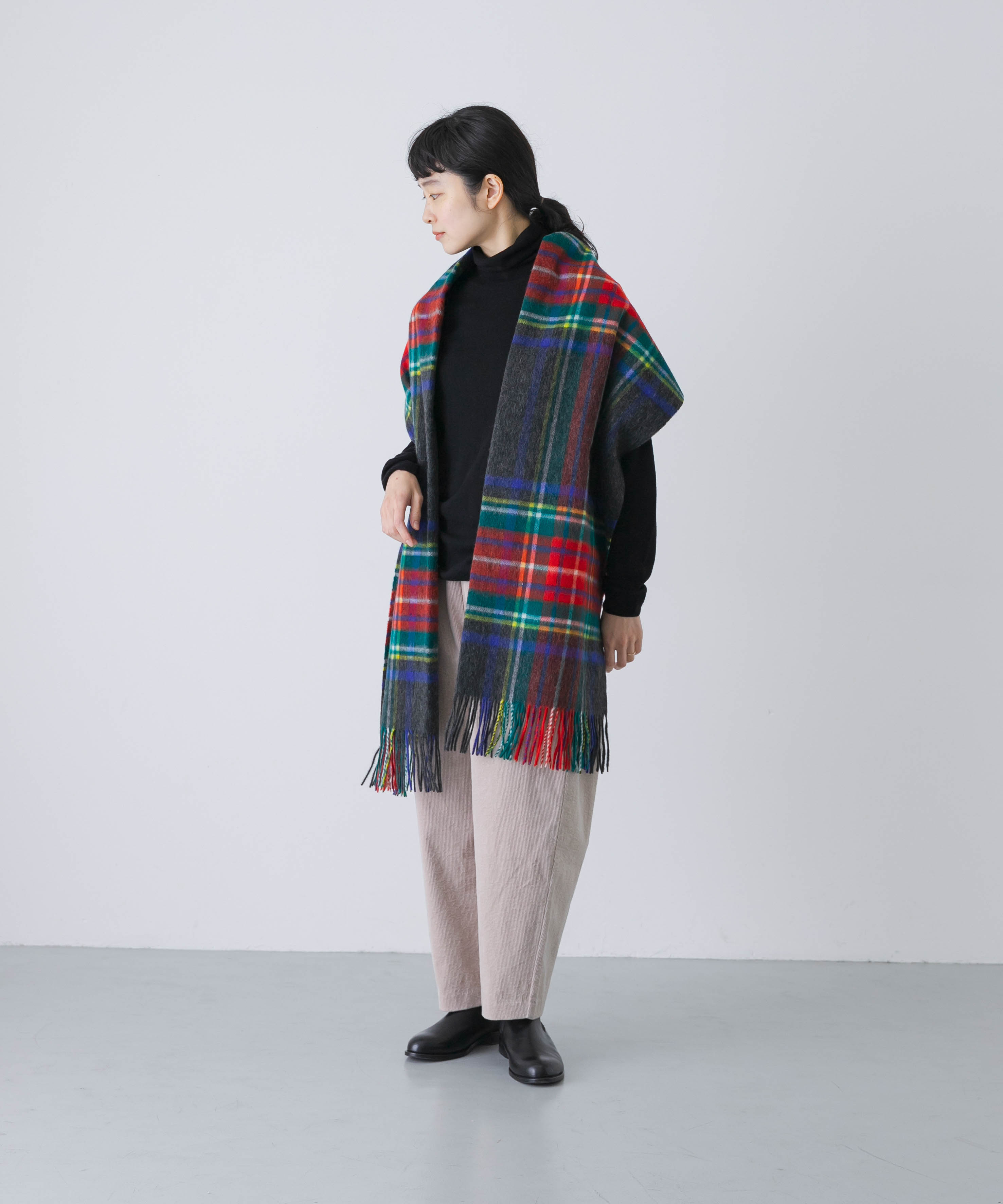 『一部別注カラー』TWEED MILL　Lambswool Stole 別注C/GRY Free