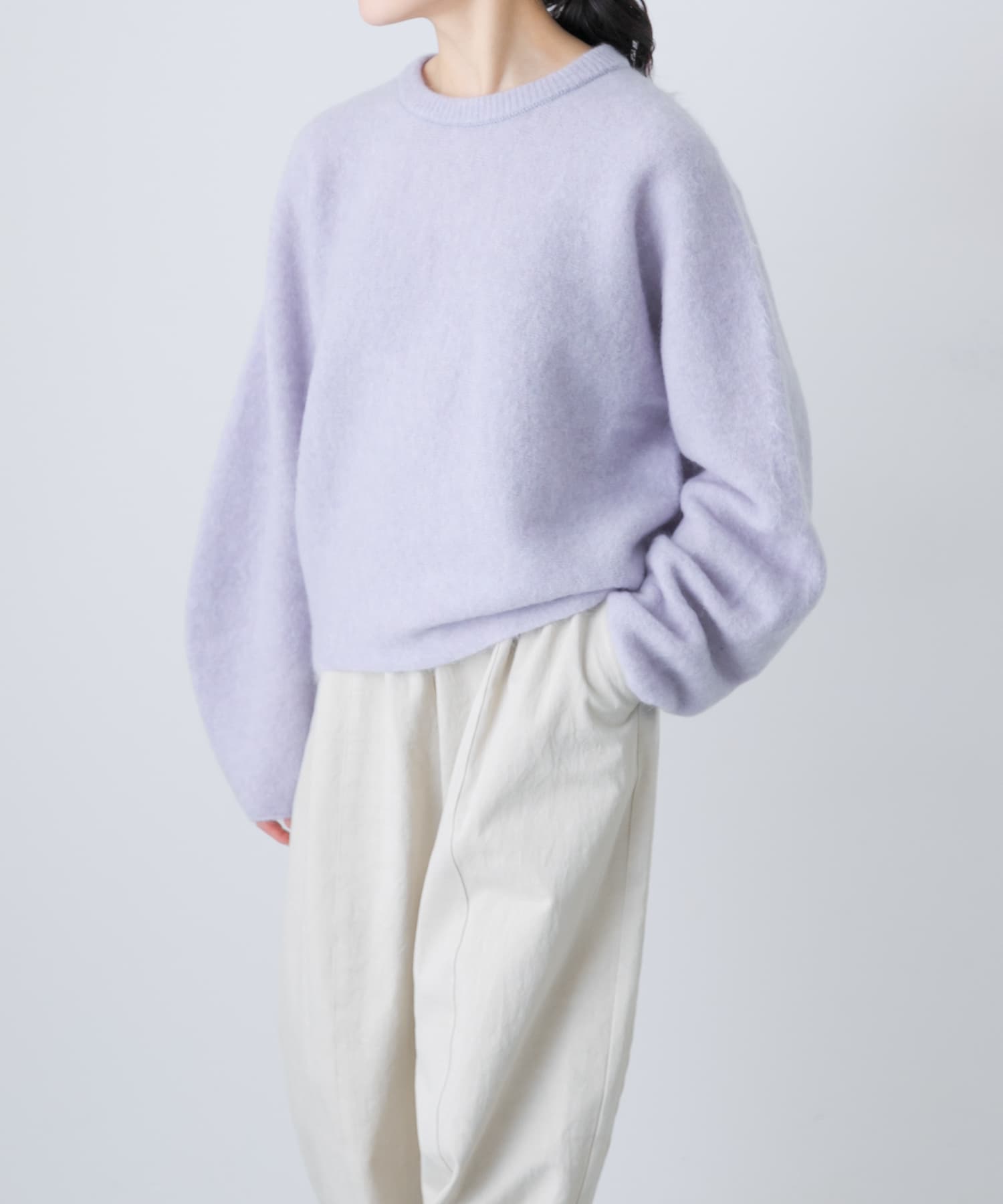 unfil　crew-neck pullover