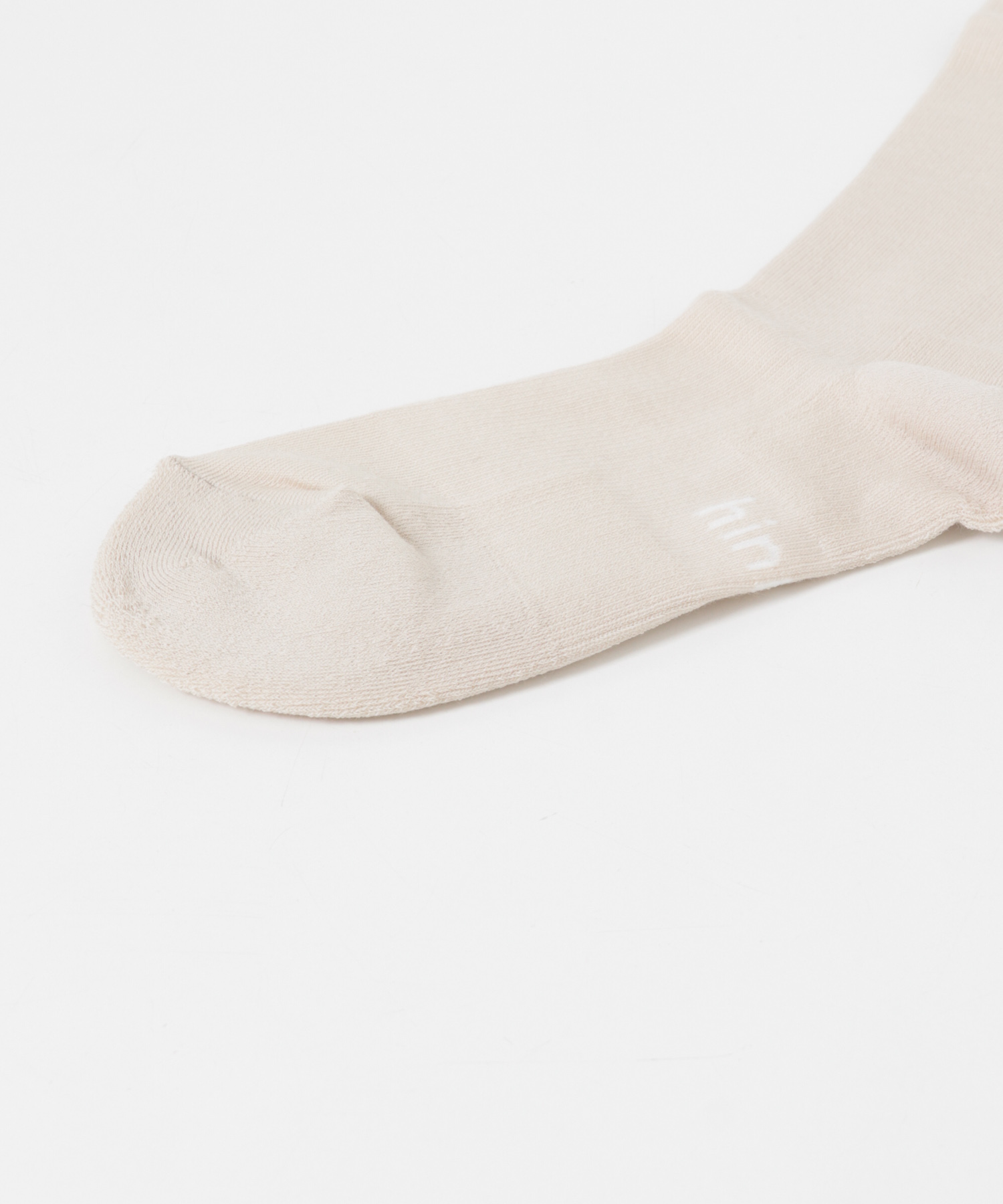 L BEIGE