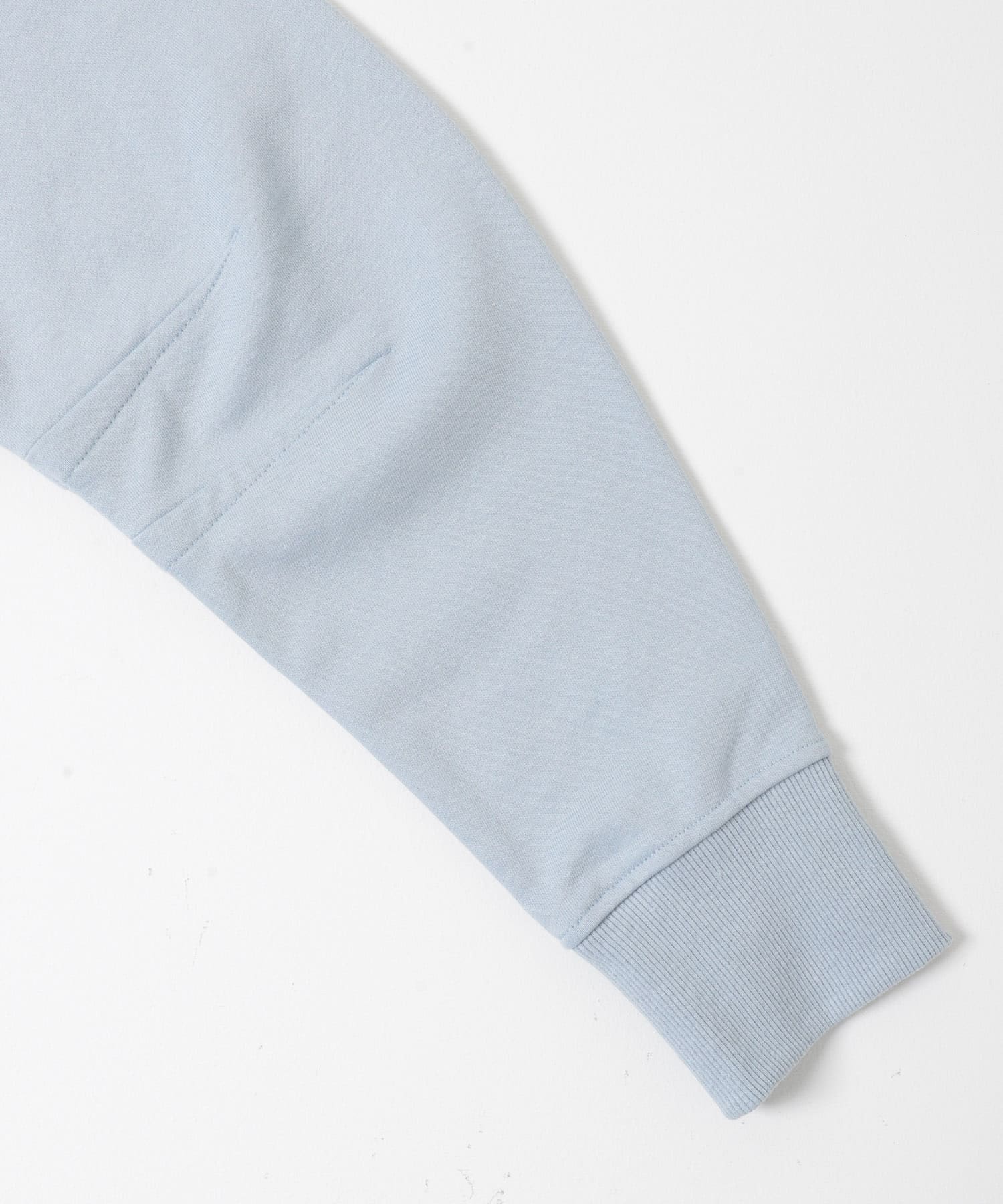 コンパクトフォルムスウェット L.BLUE One