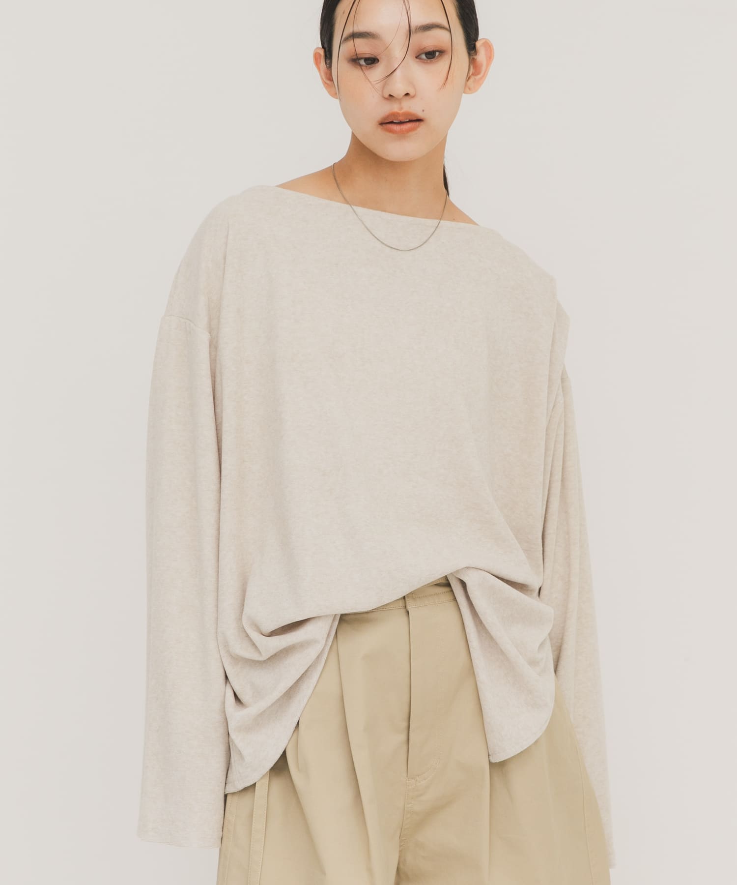 ショルダータックプルオーバー