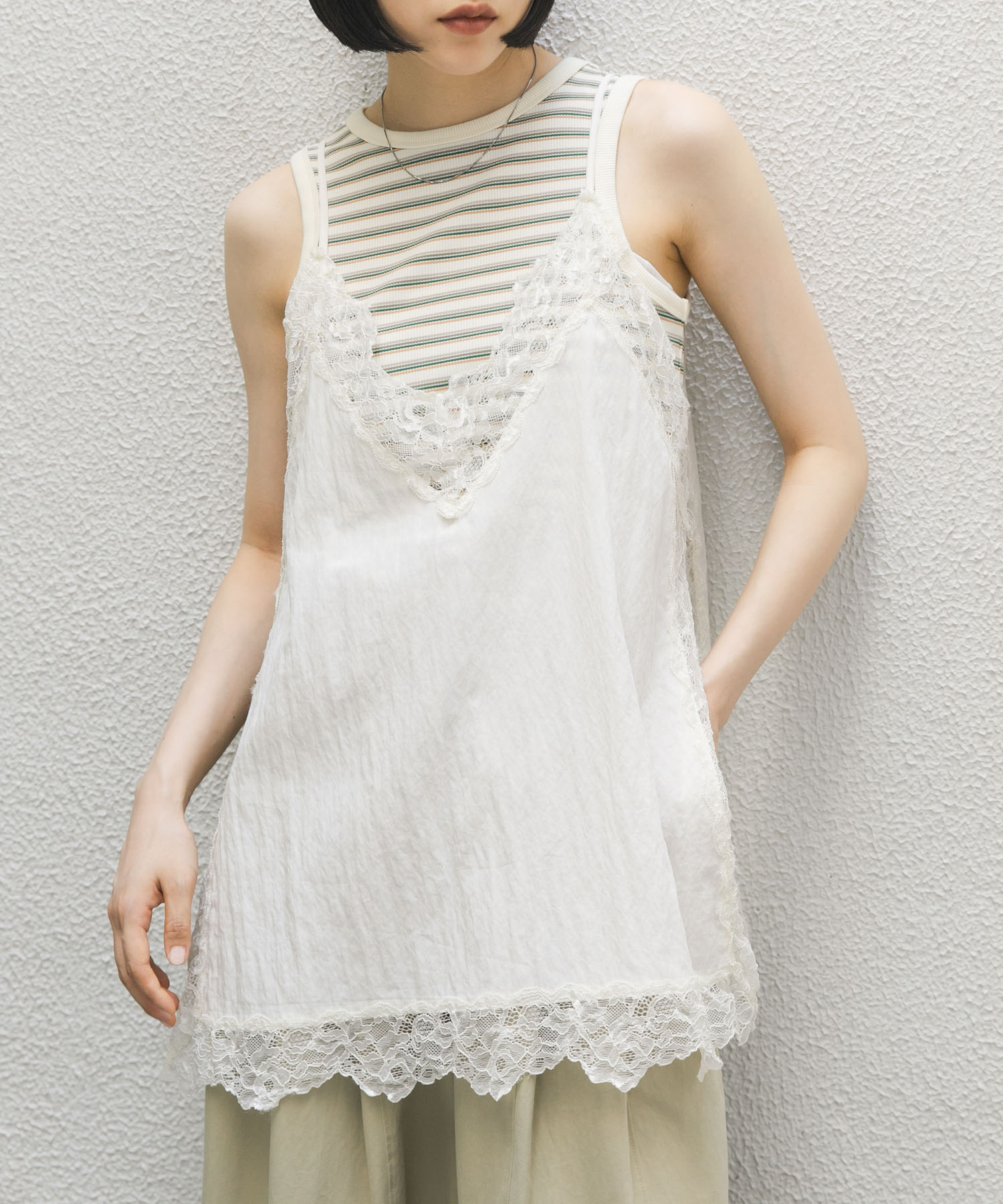 一部WEB限定カラー』ヴィンテージライクレースキャミソール(One IVORY