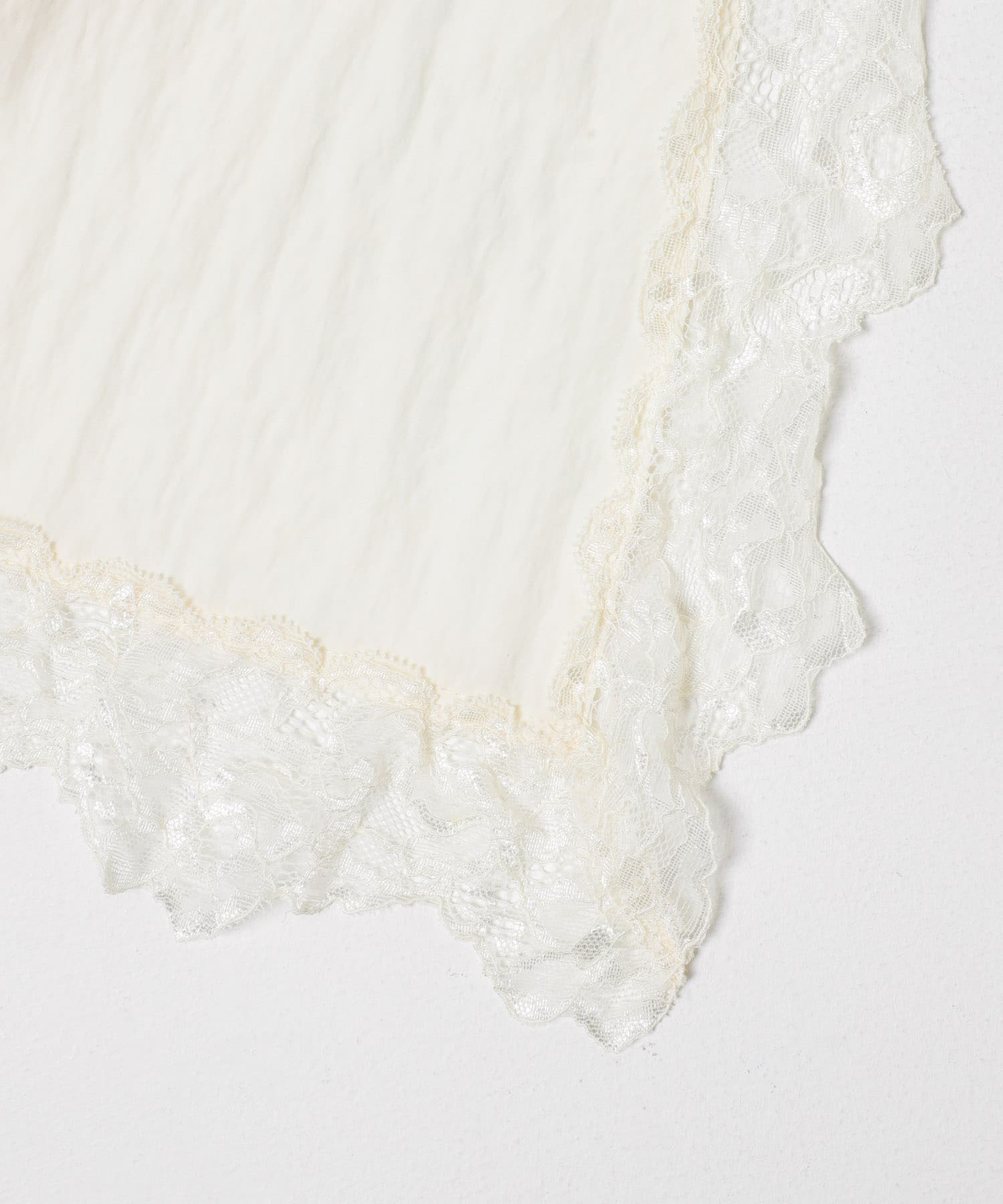 『一部WEB限定カラー』ヴィンテージライクレースキャミソール IVORY One