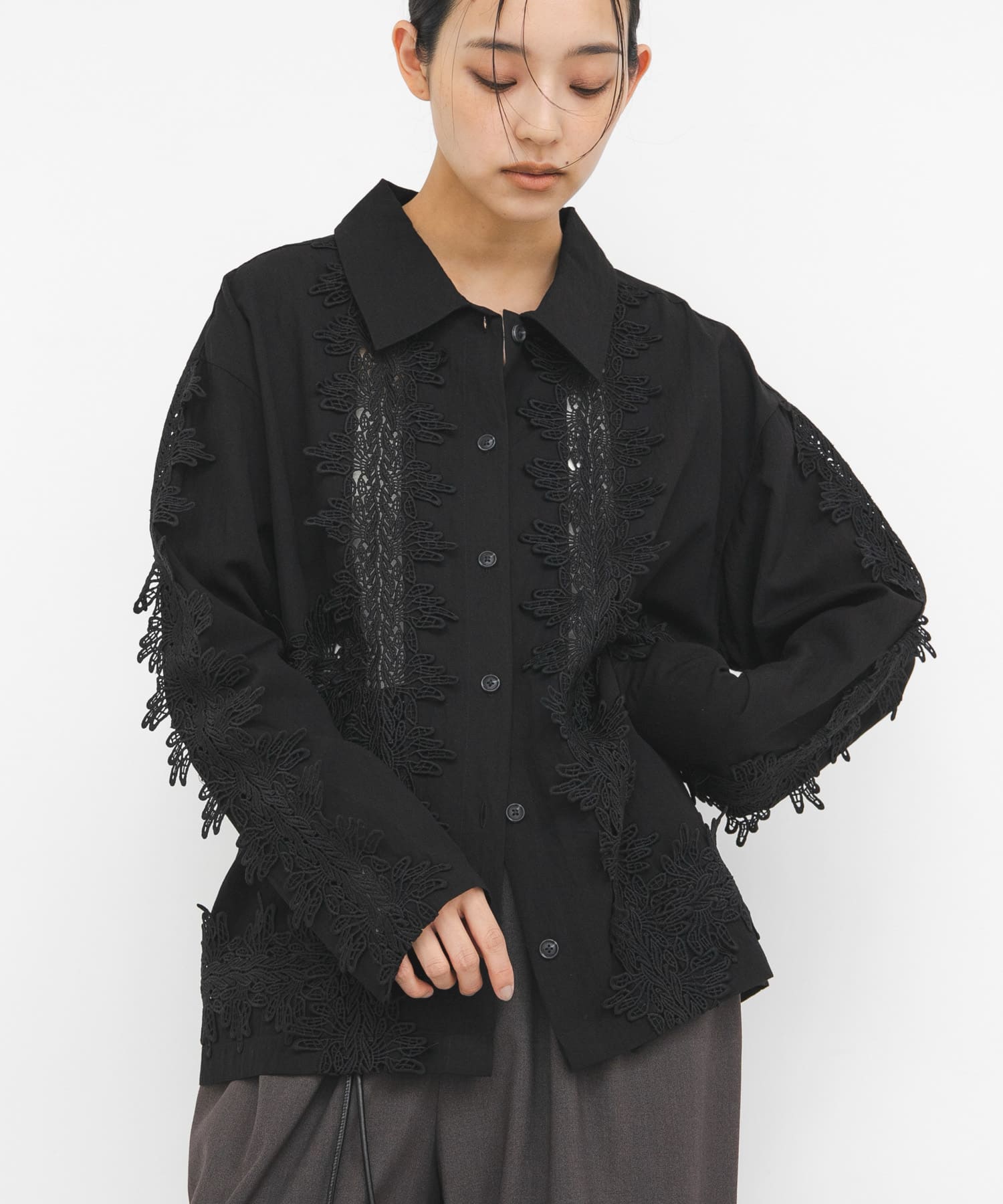 ヴィンテージライクレースシャツ