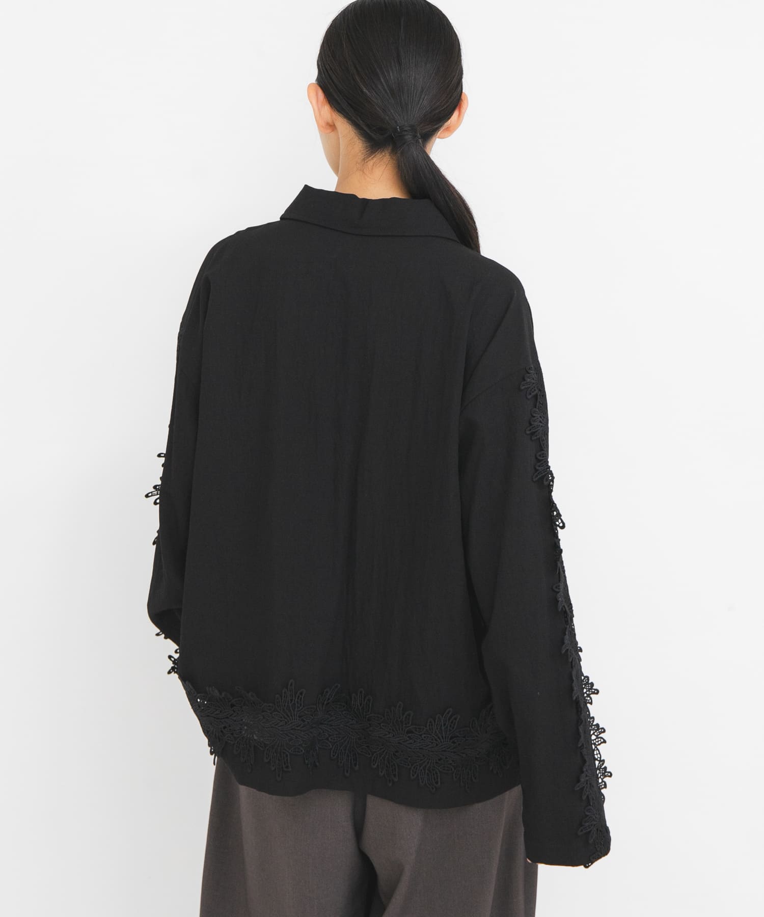 身長 : 163cm サイズ : one