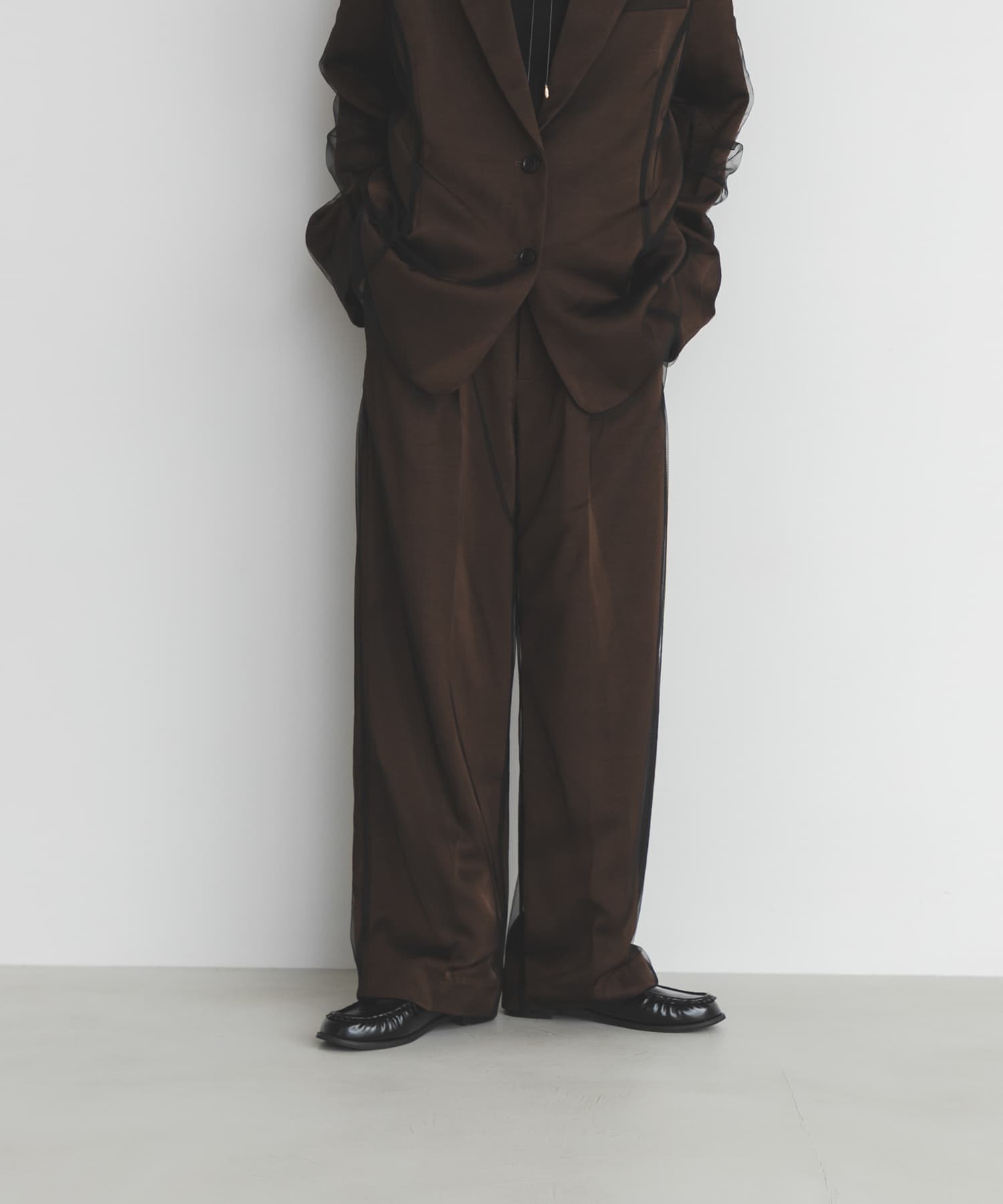 サテンチュールパンツ