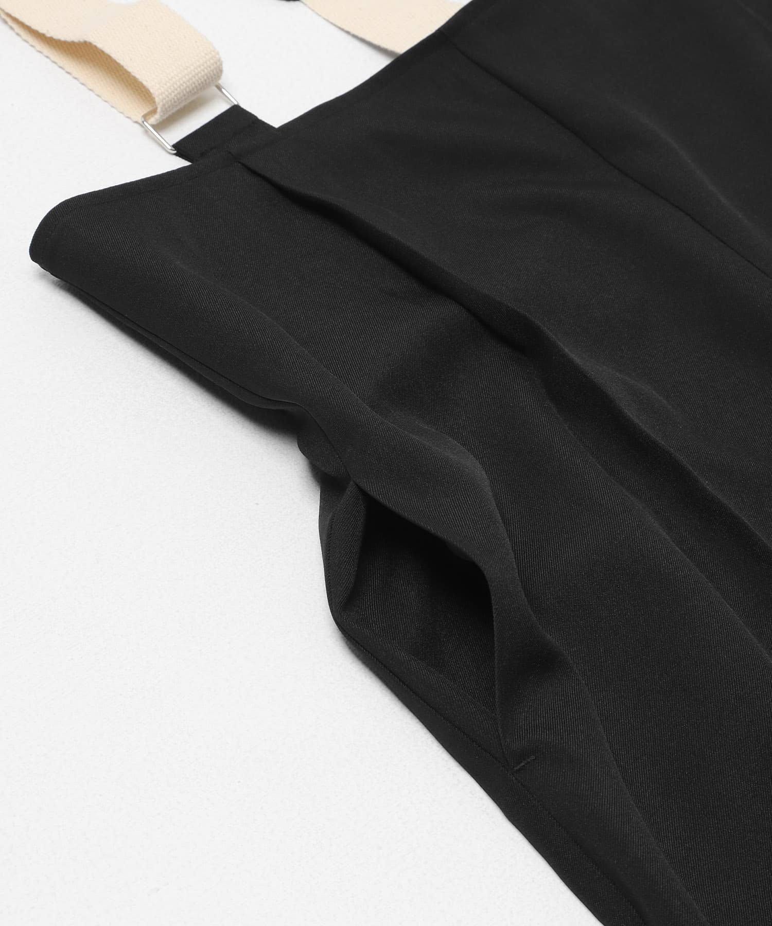 BACKタックサスペンダーパンツ BLACK One