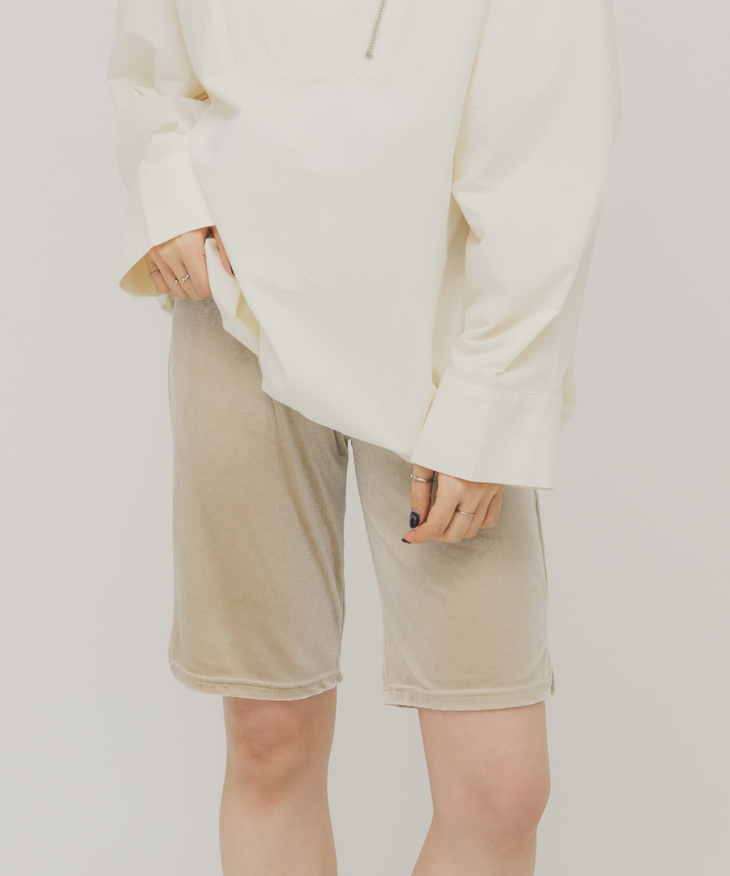 L.BEIGE