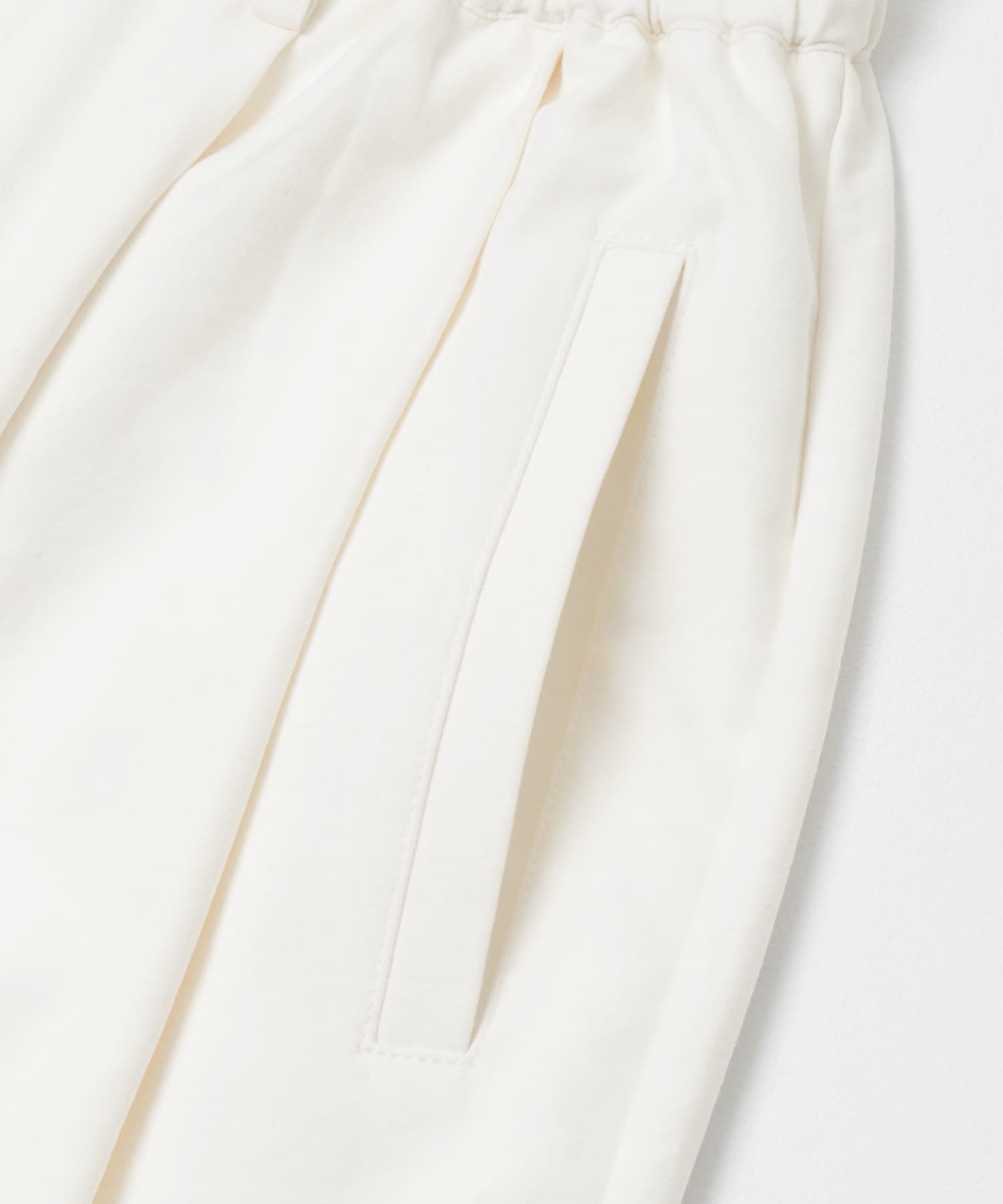 ピーチスキンWIDEパンツ IVORY One