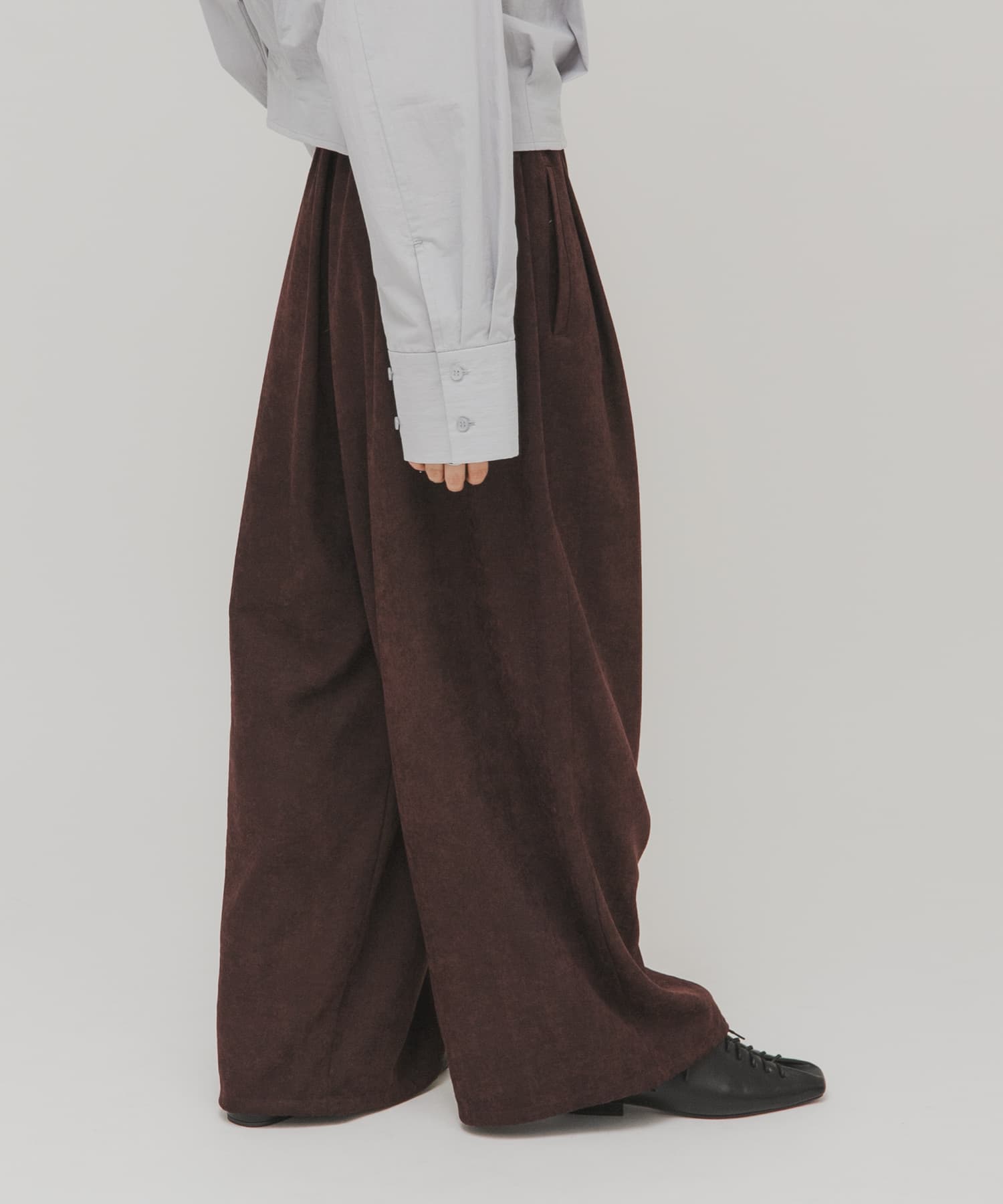 ピーチスキンWIDEパンツ