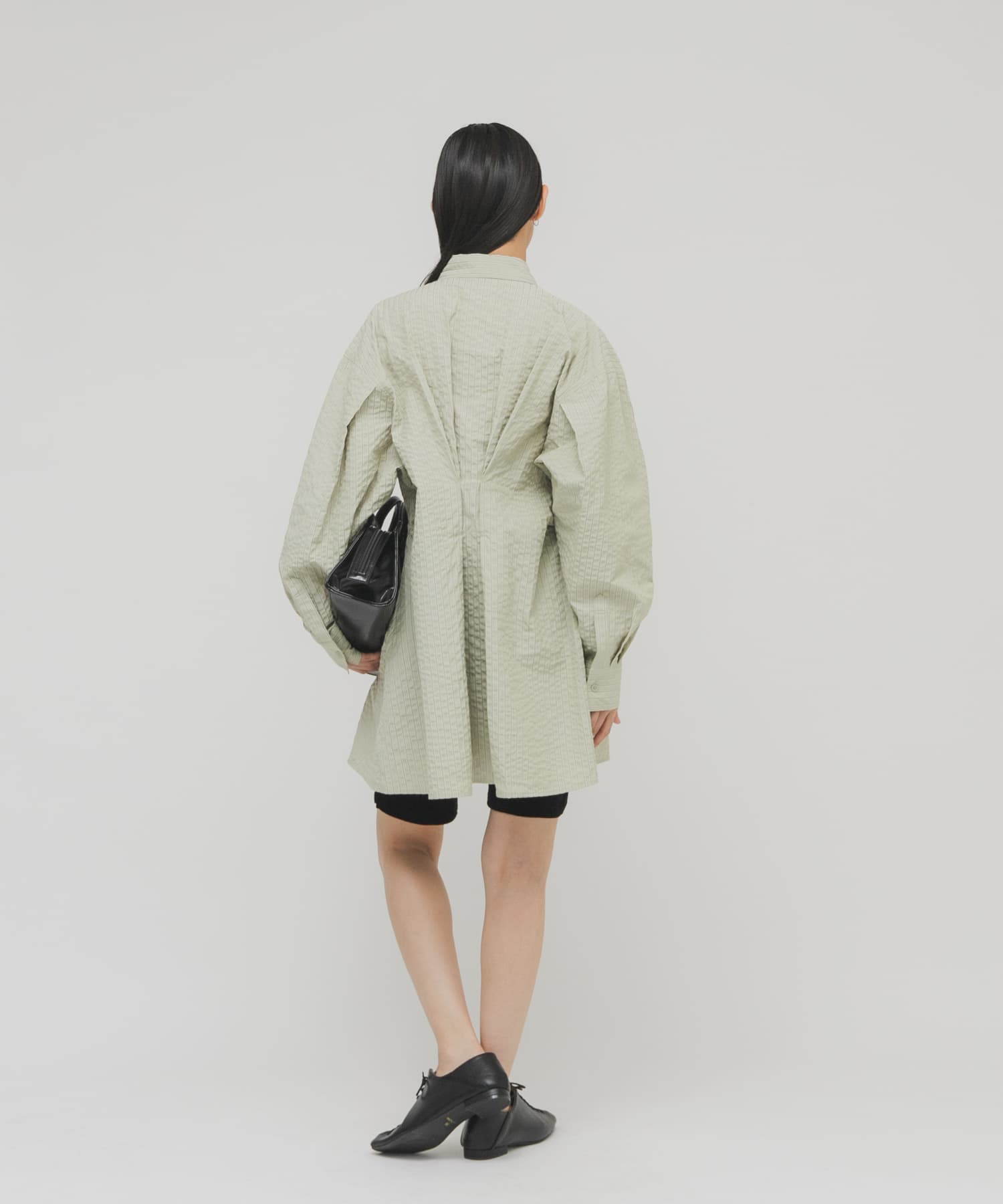 身長：163cm サイズ：one