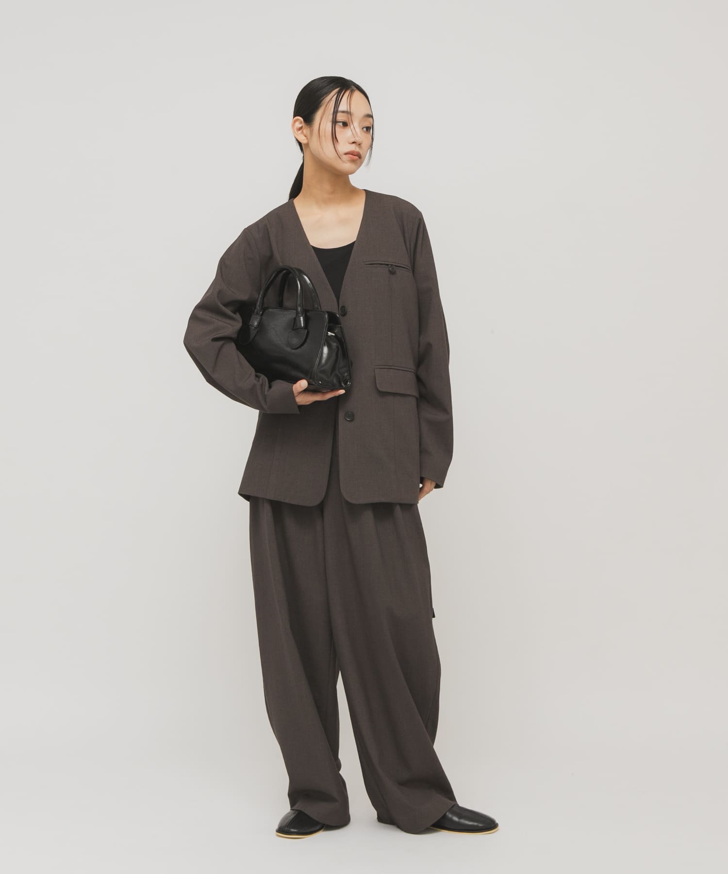 一ニのガバット　オリーブグリーン ノーカラージャケット ノーカラーデザインジャケット(One MOSS GRAY): アウター｜URBAN