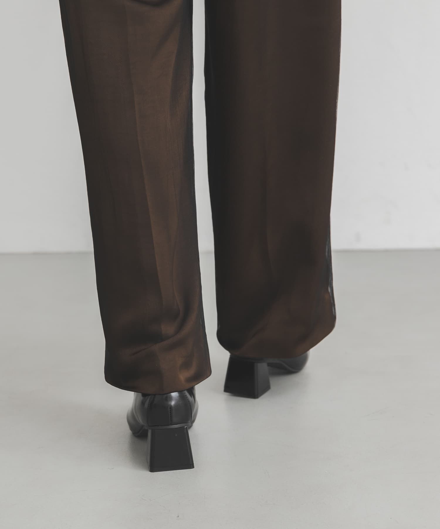 セミスクエアトゥパンプス BLACK 36