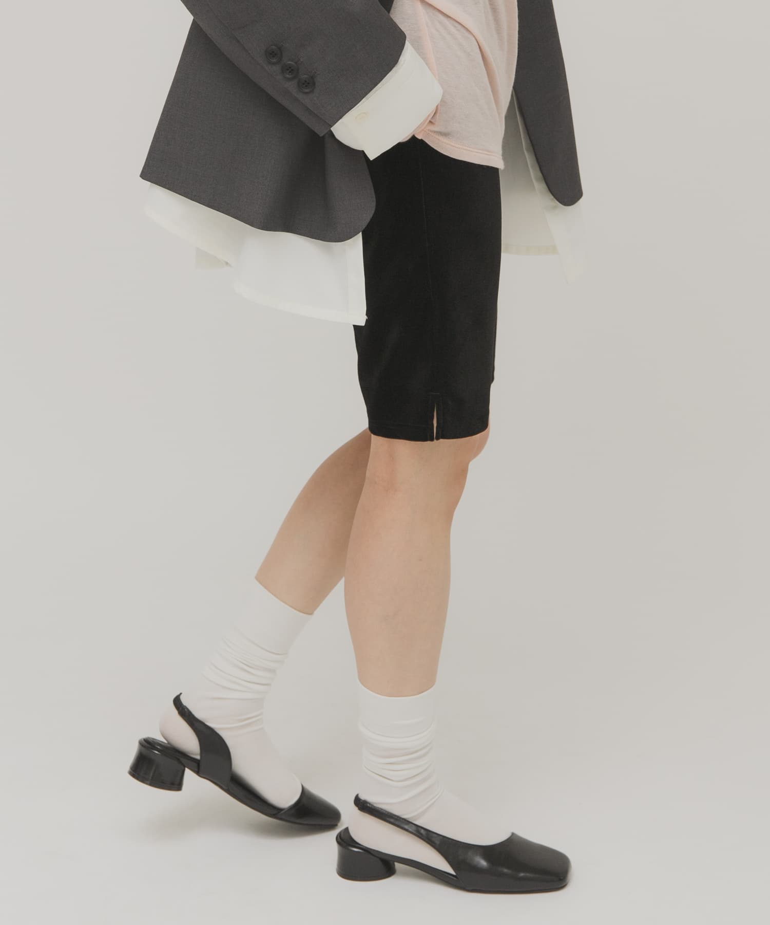 スクエアトゥアシンメトリーパンプス BLACK 36