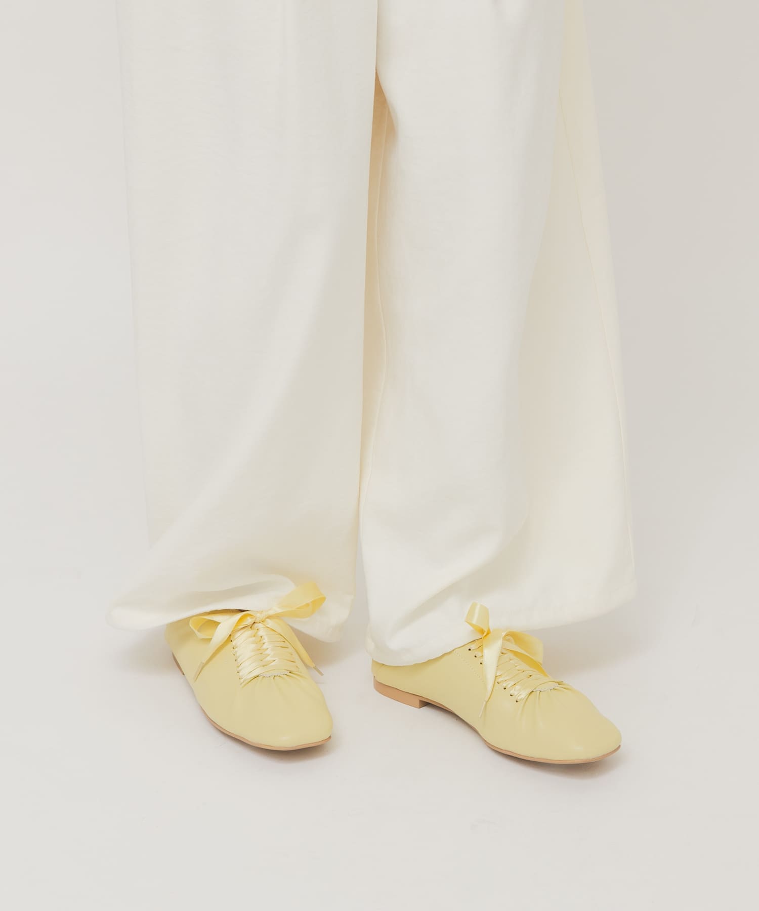 サテンリボンギャザーシューズ YELLOW 36
