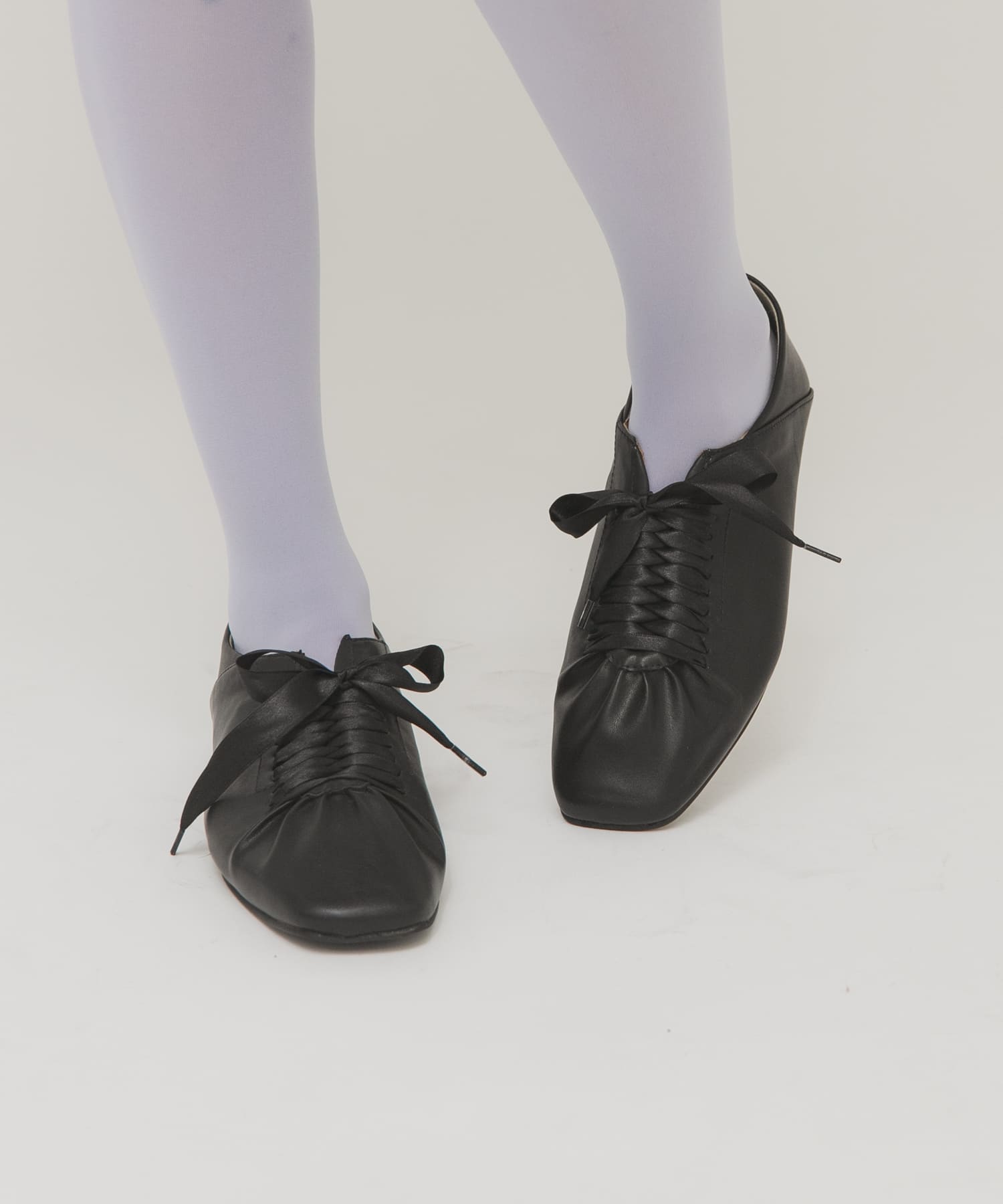 サテンリボンギャザーシューズ BLACK 36