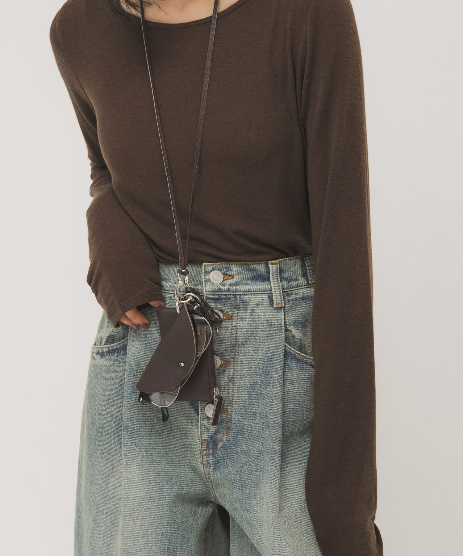 マルチポーチネックショルダー D.BROWN One