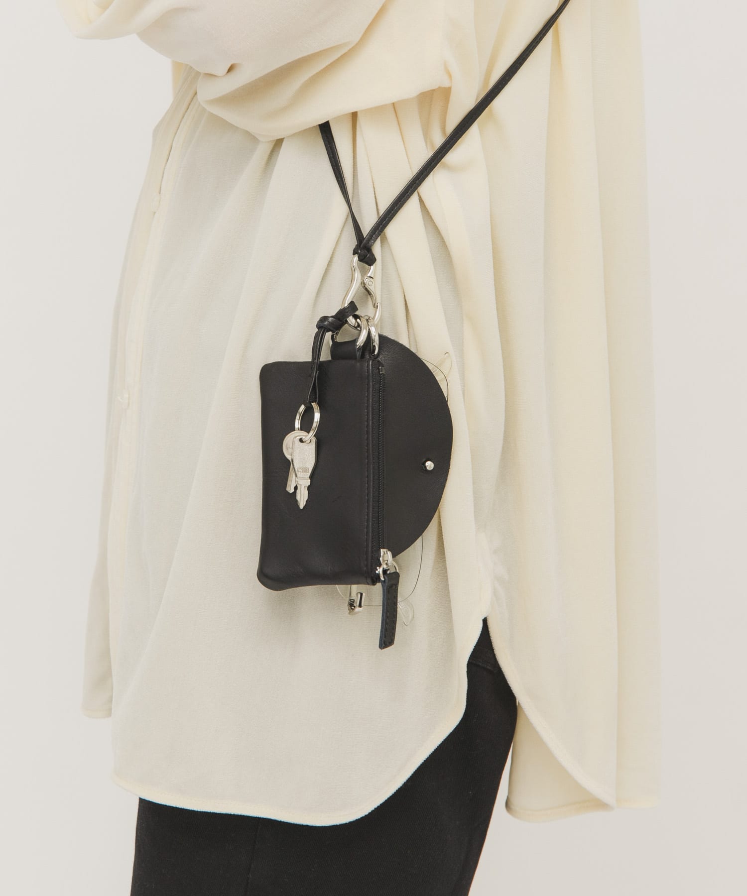 マルチポーチネックショルダー BLACK One