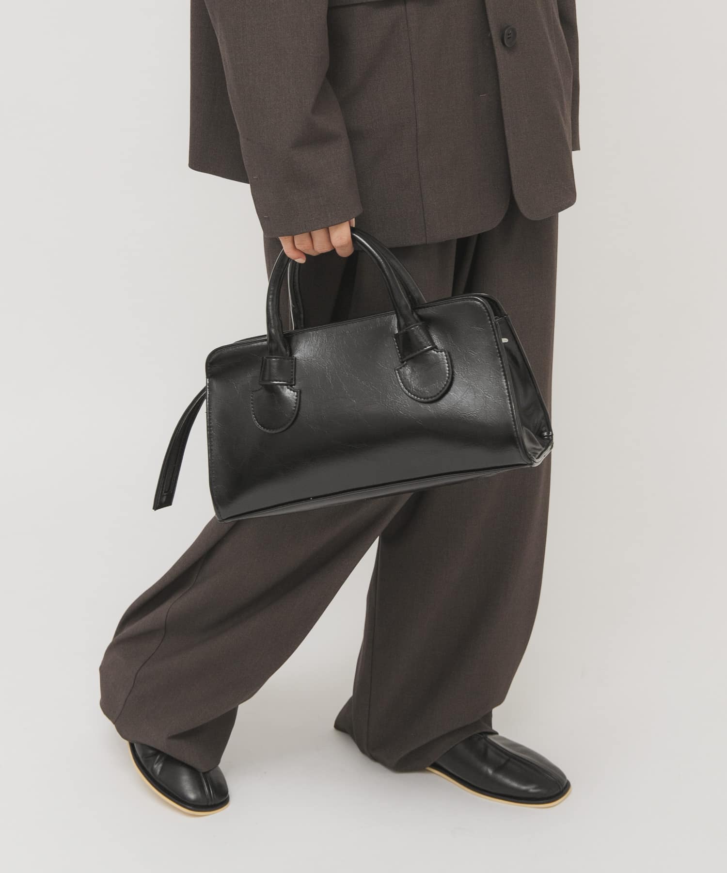 ワイドデザインボストンBAG BLACK One