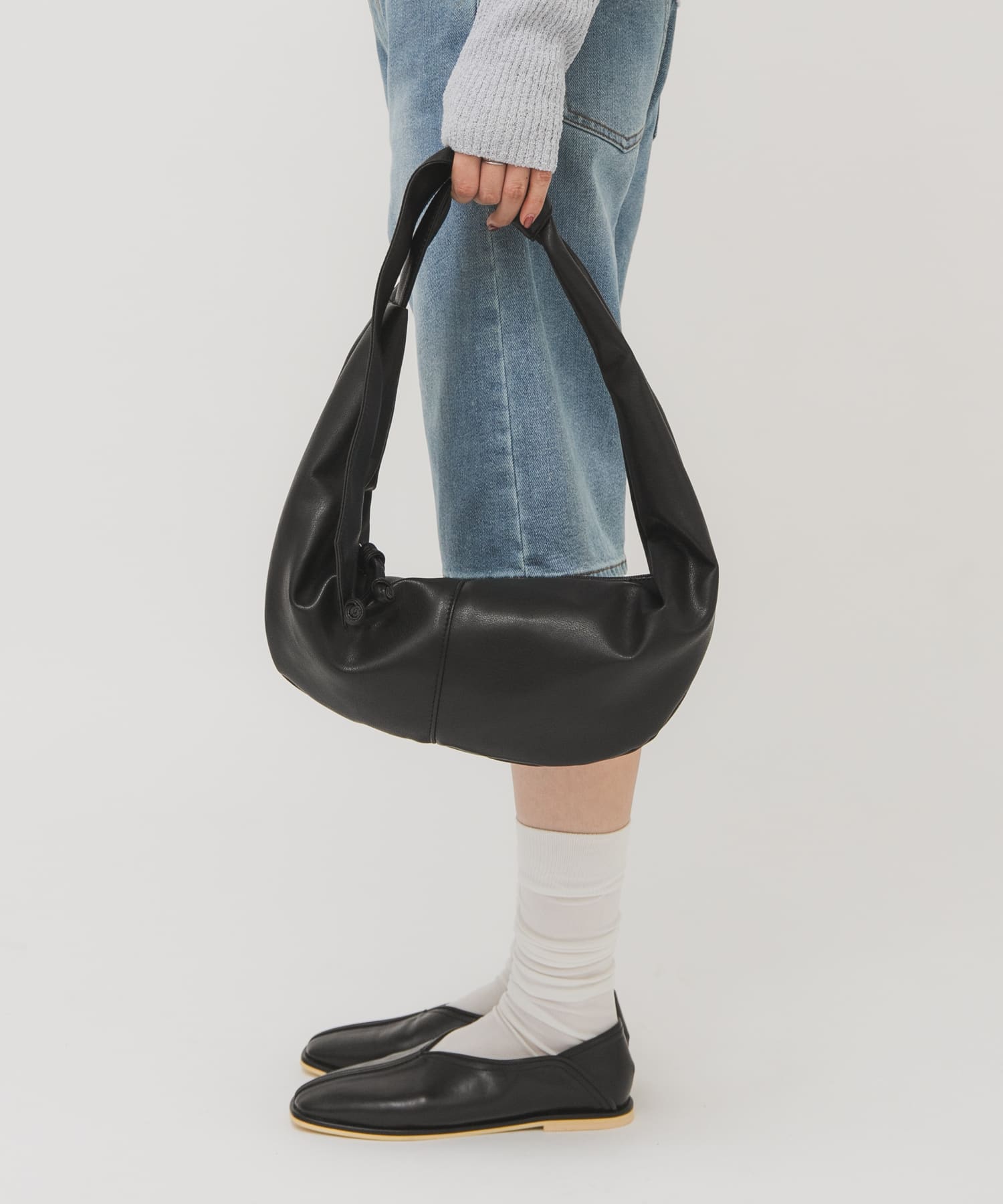 ソフトイージーラウンドショルダーBAG