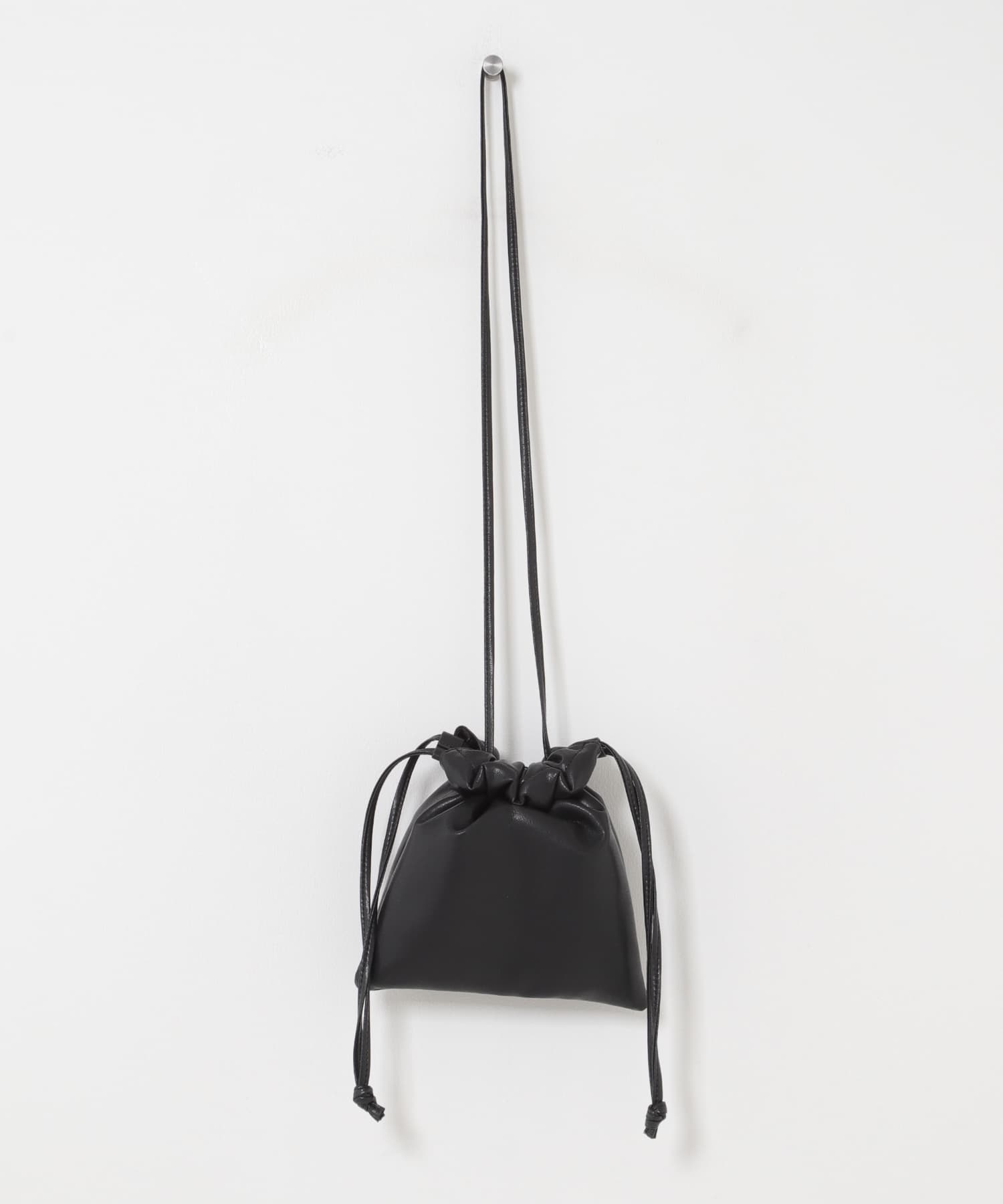 ギャザーデザインミニBAG BLACK One