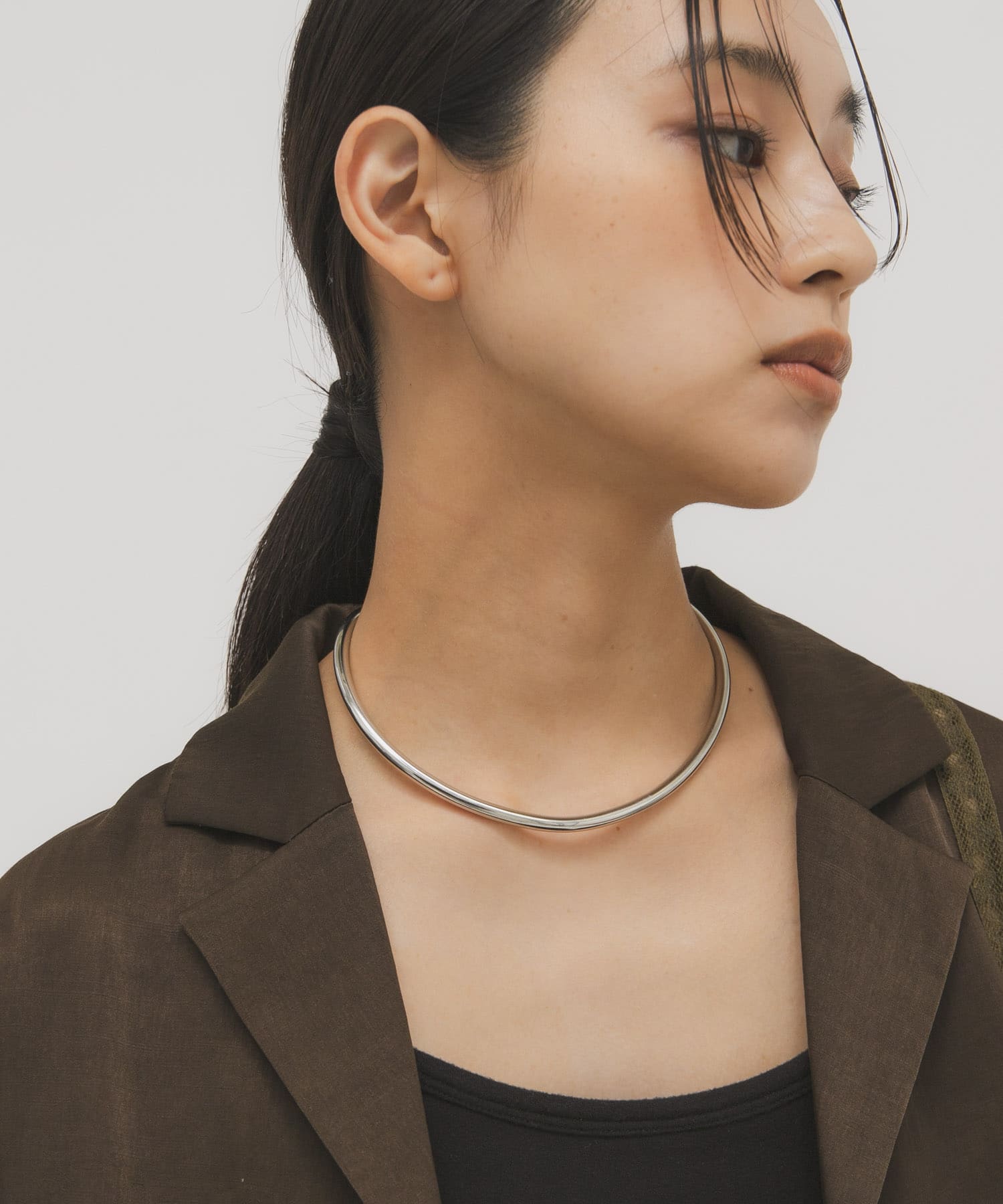 ラウンドチョーカー