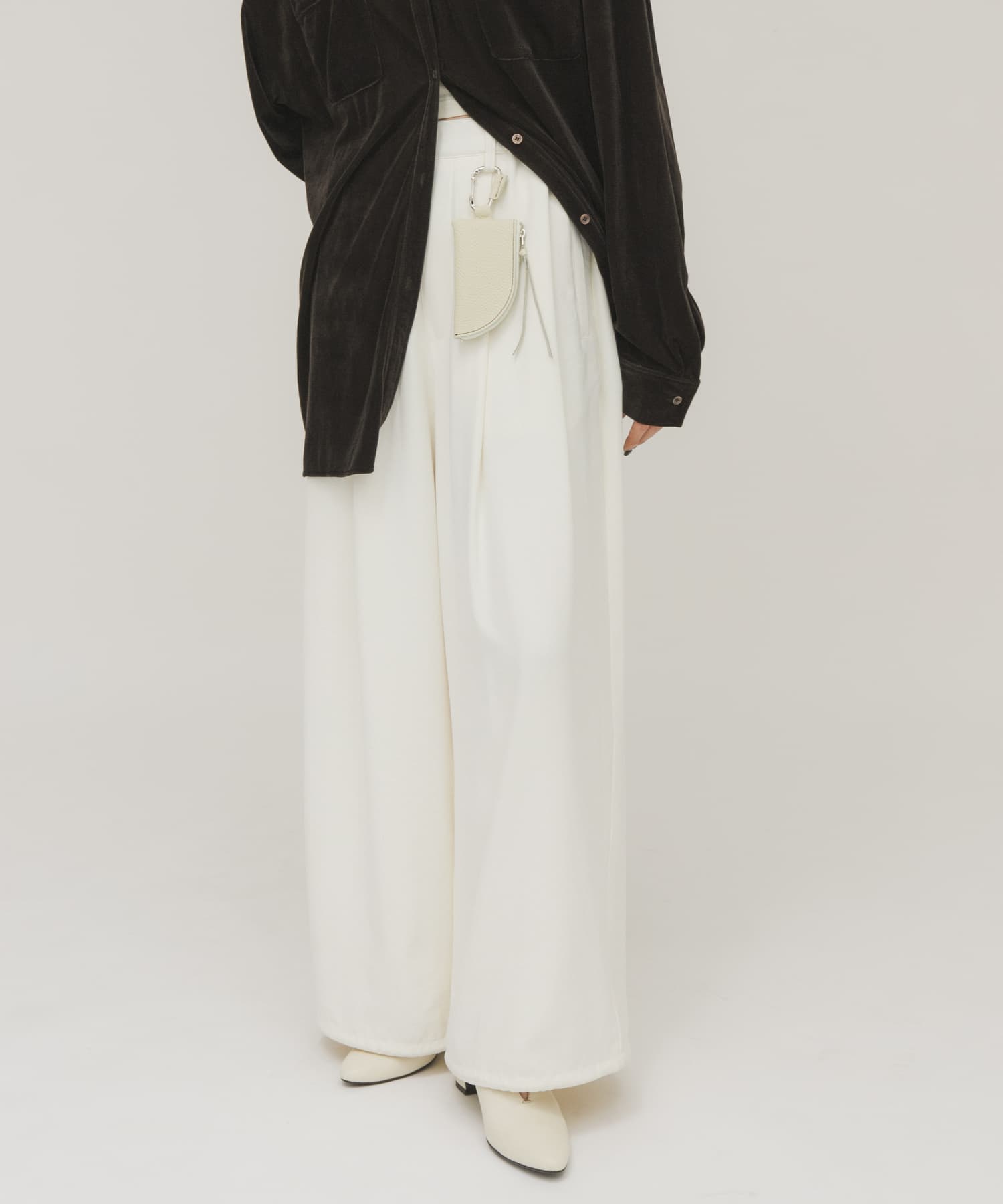 IVORY