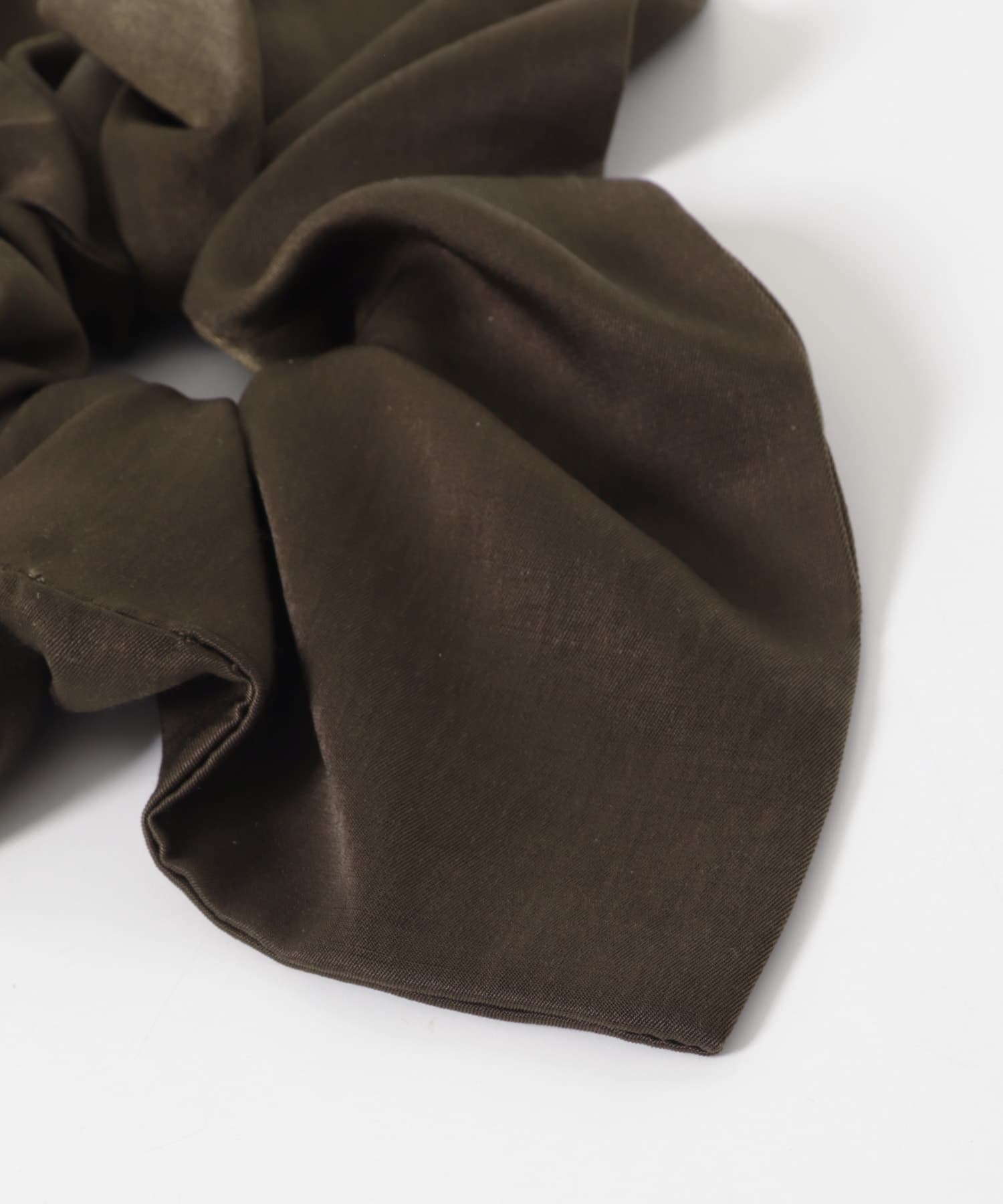 サテンシュシュ(大) D.KHAKI One