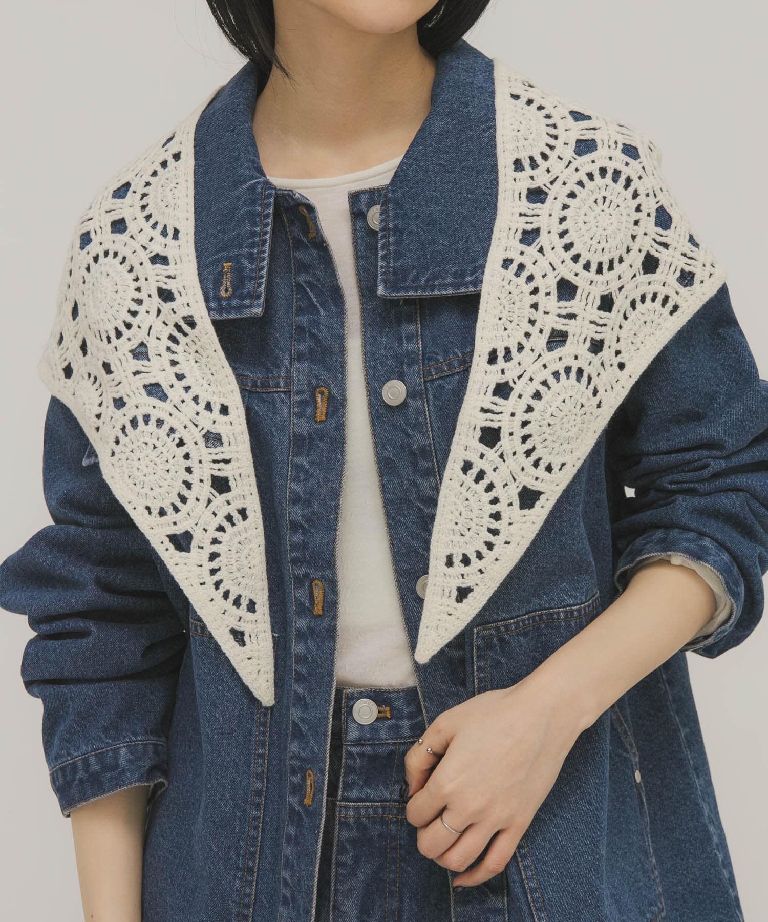 トライアングルクロシェスカーフ IVORY One