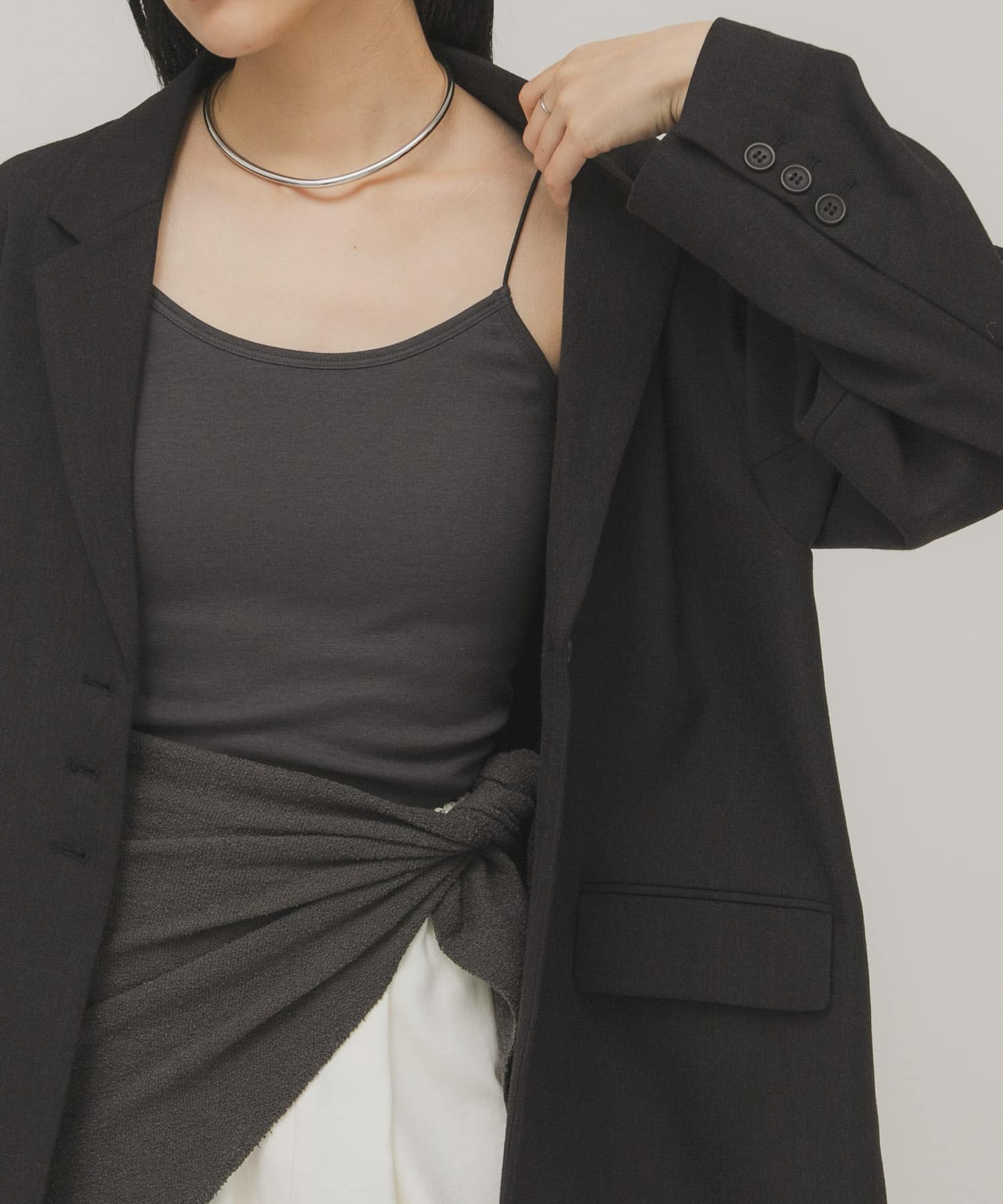 スパゲティストラップカップ付きキャミ