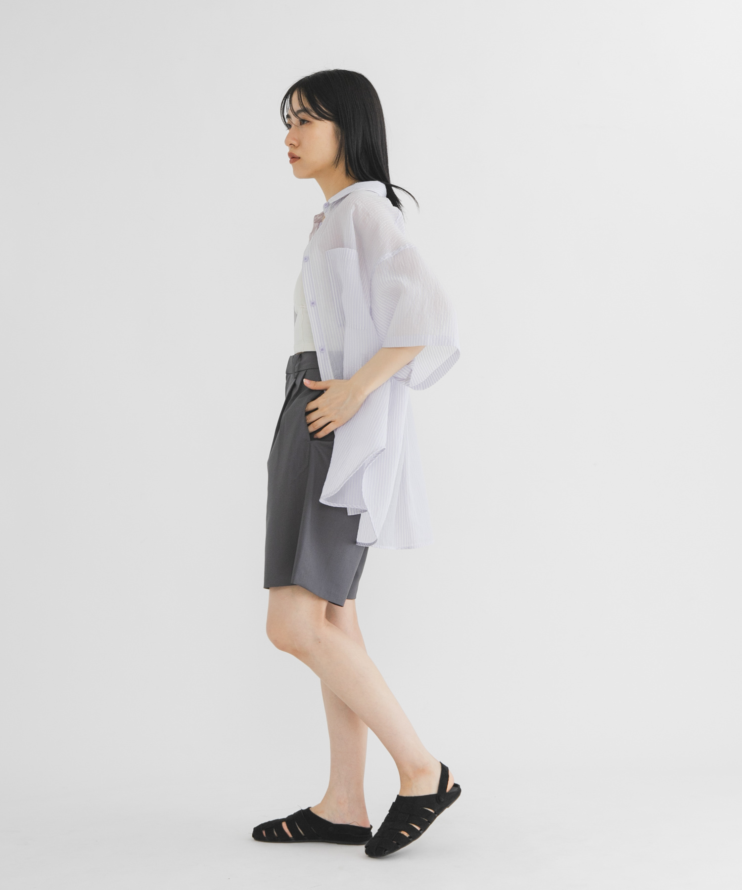 GRAY2