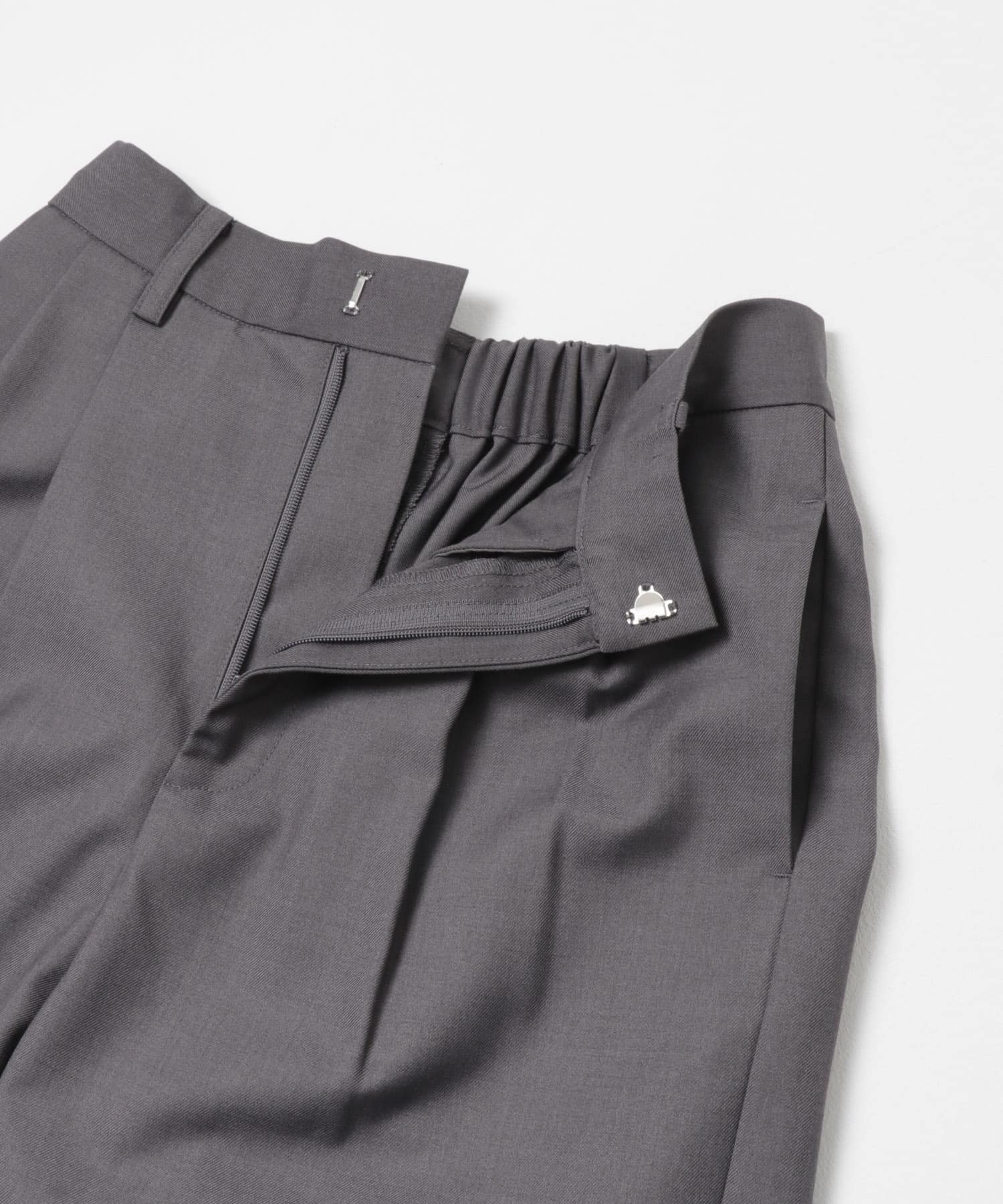 ダブルタックショートパンツ GRAY One