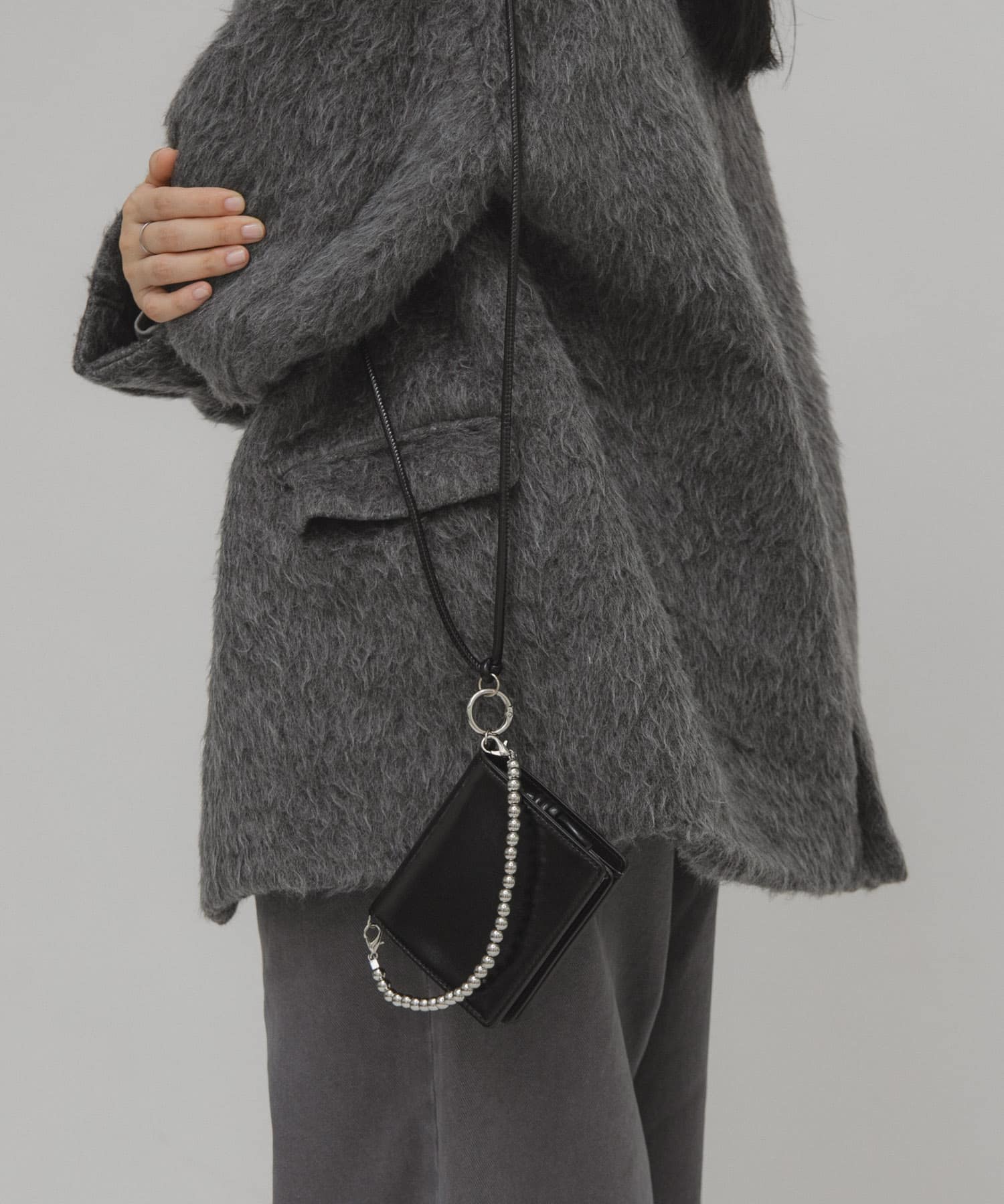 ボールハンドル付きショルダーウォレット BLACK One