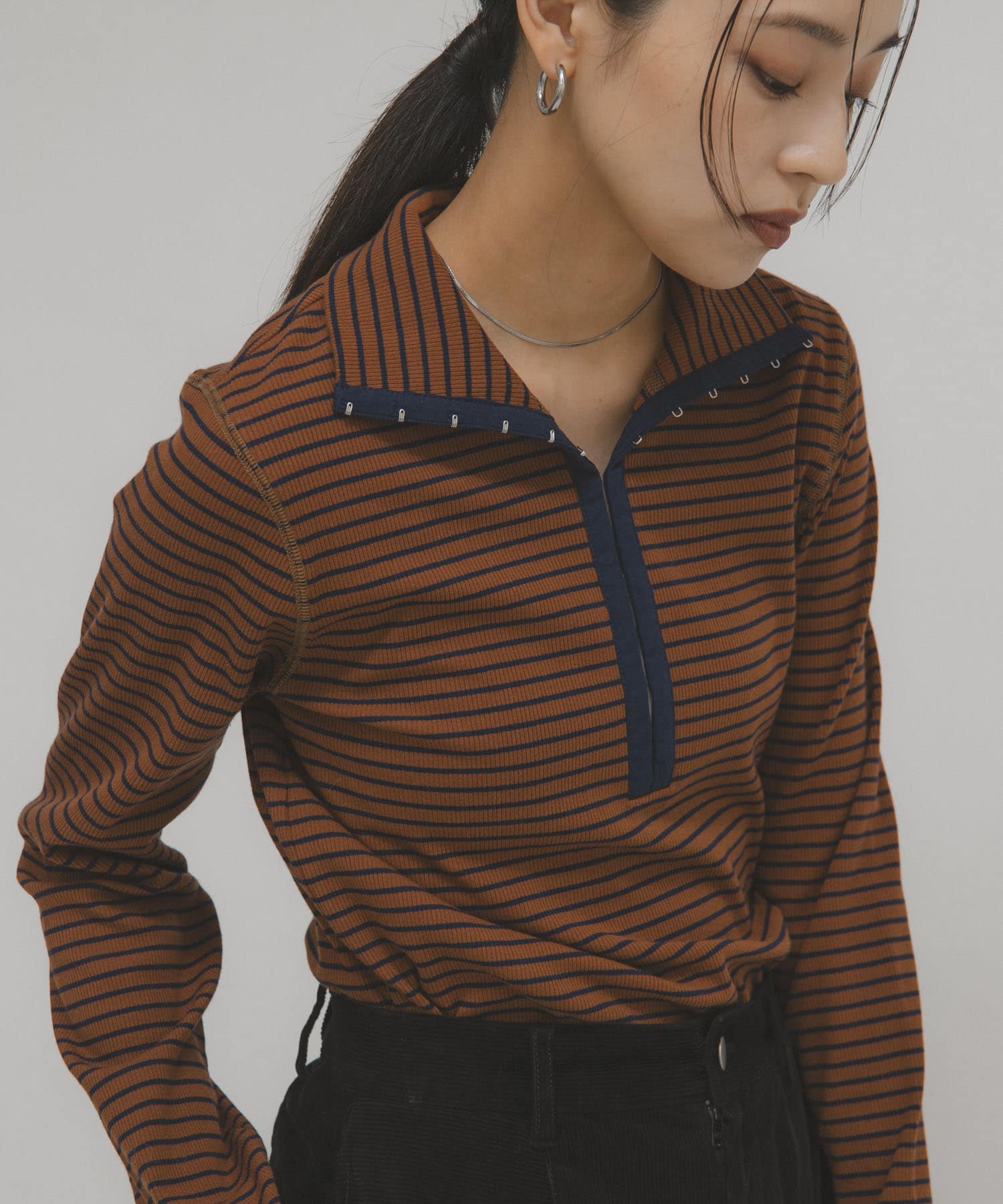 BROWN×NVY