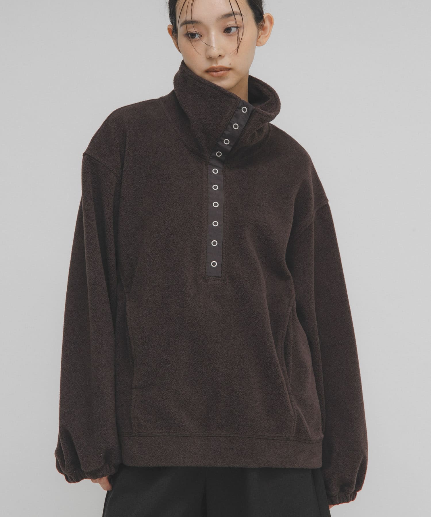 身長 : 163cm サイズ : one