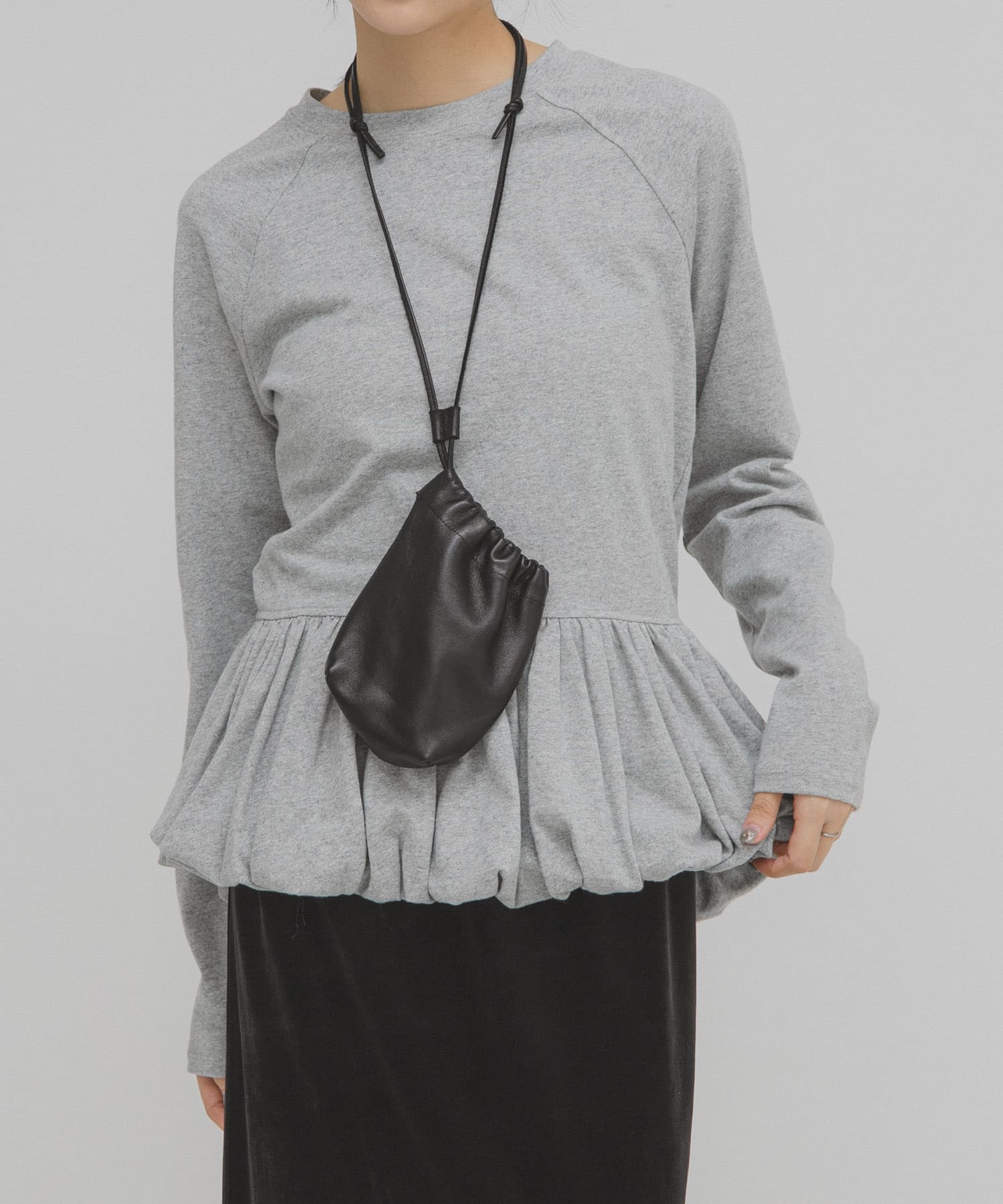 TOP GRAY