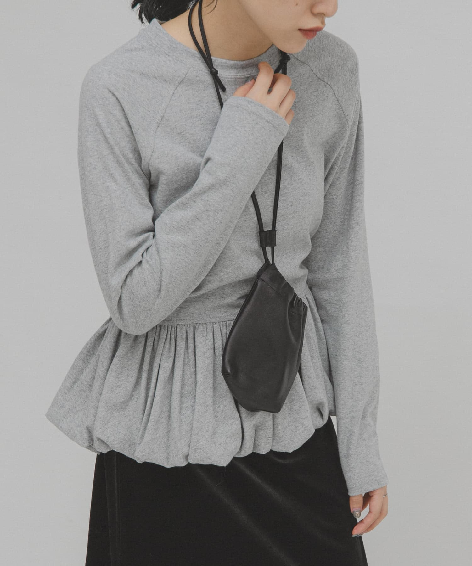 TOP GRAY