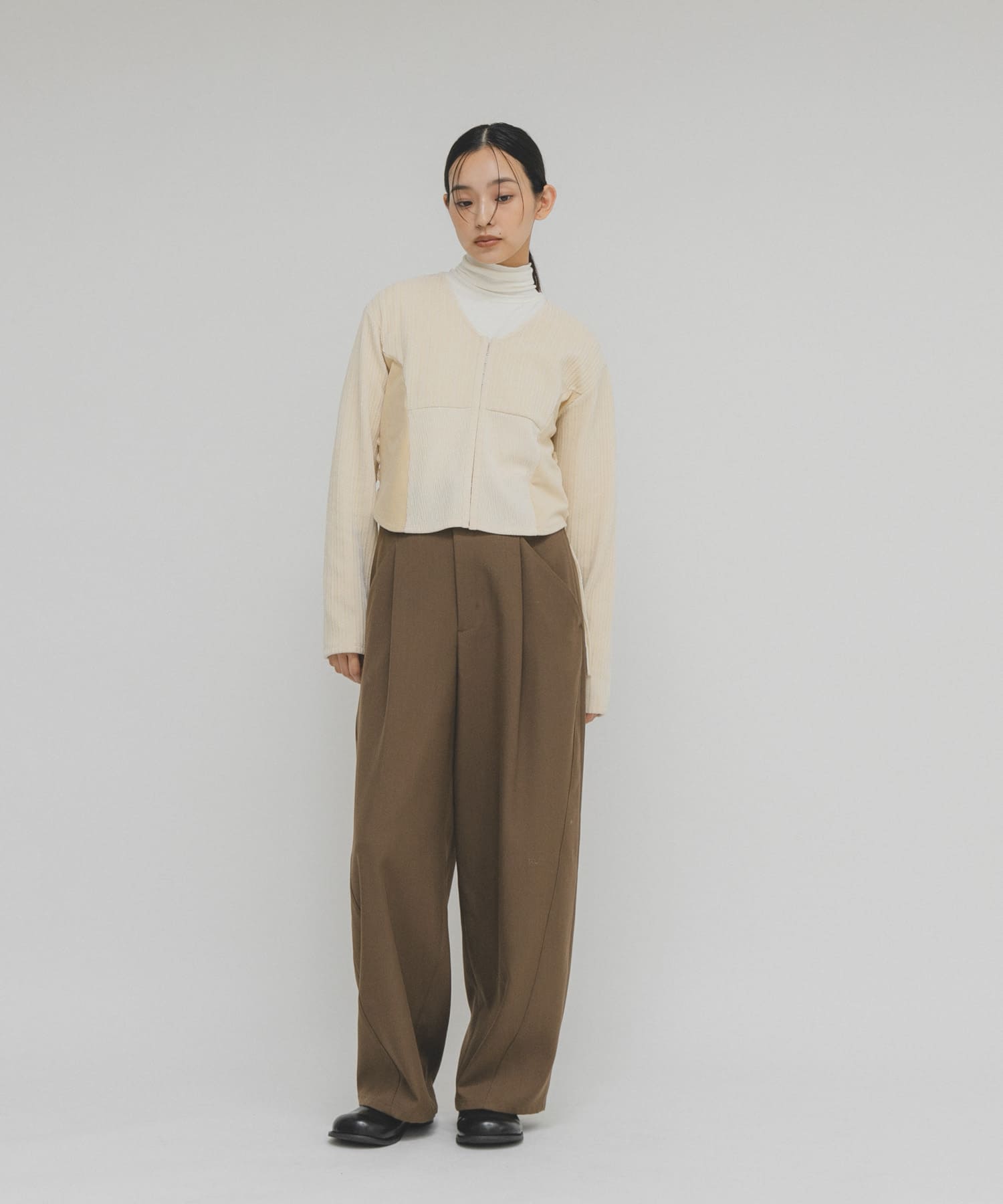 身長 : 163cm サイズ : one