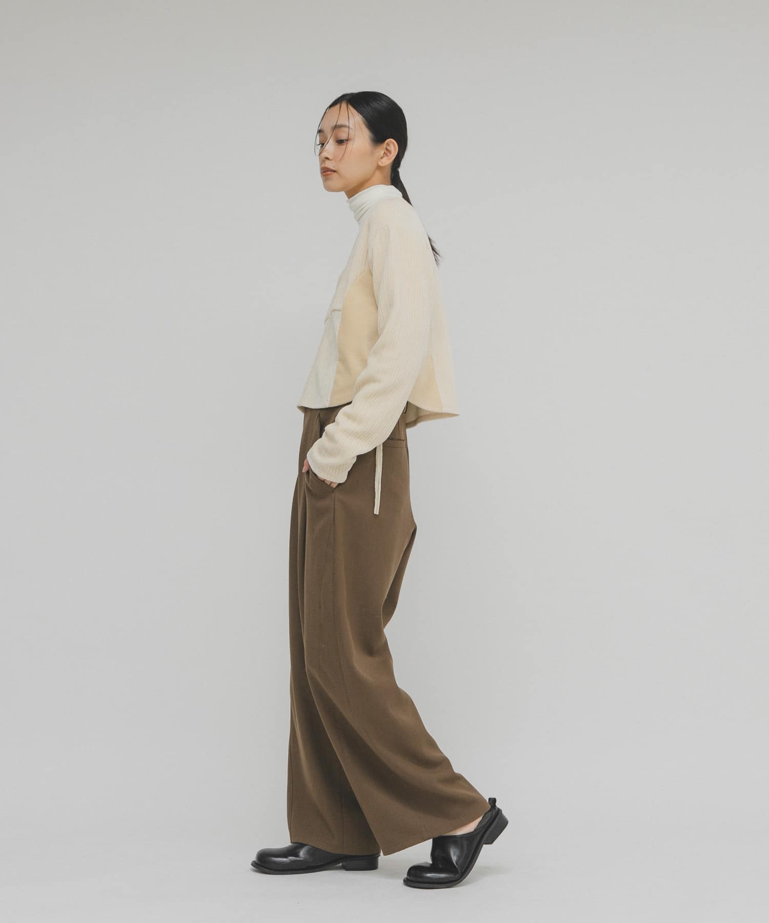 身長 : 163cm サイズ : one