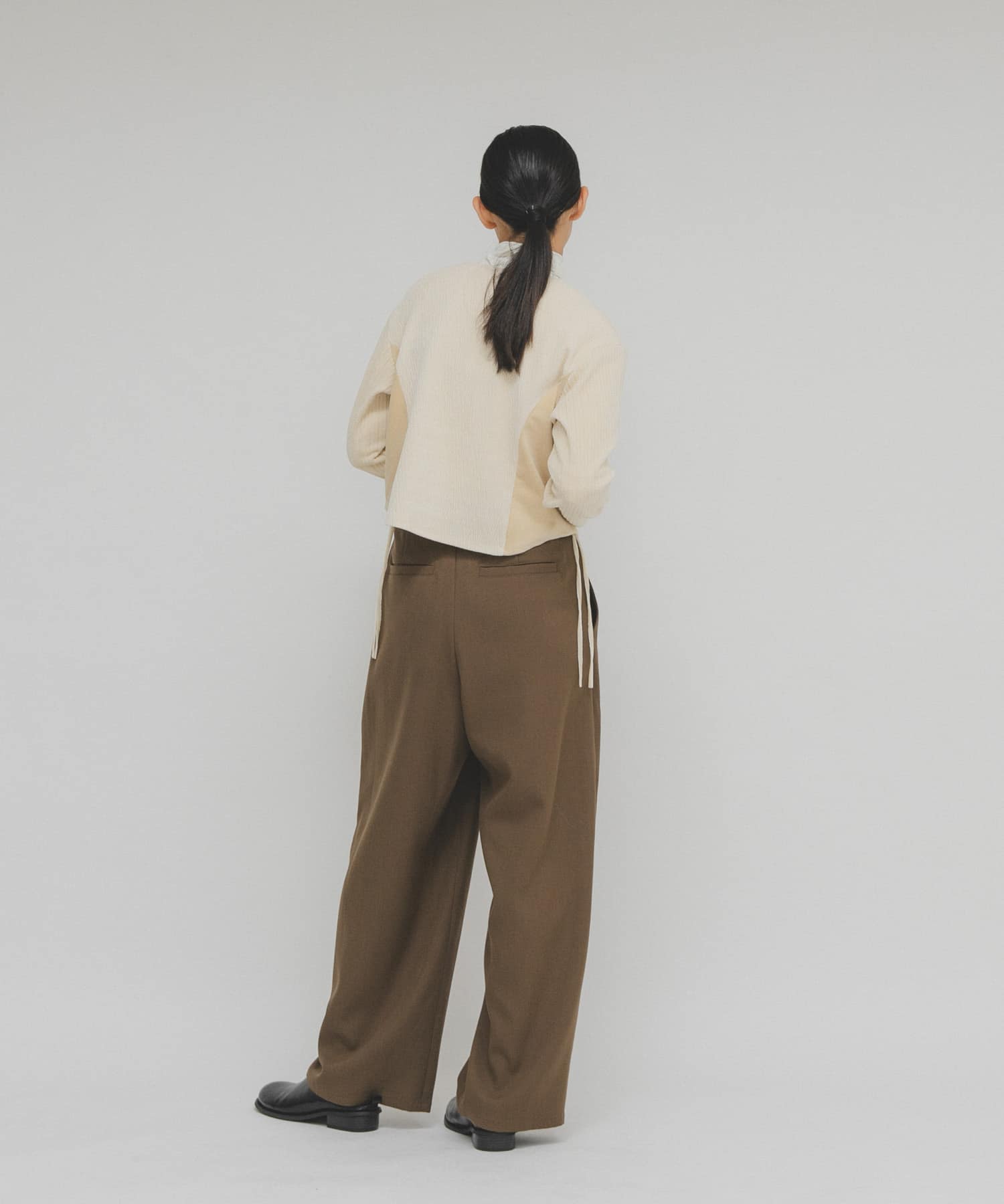 身長 : 163cm サイズ : one