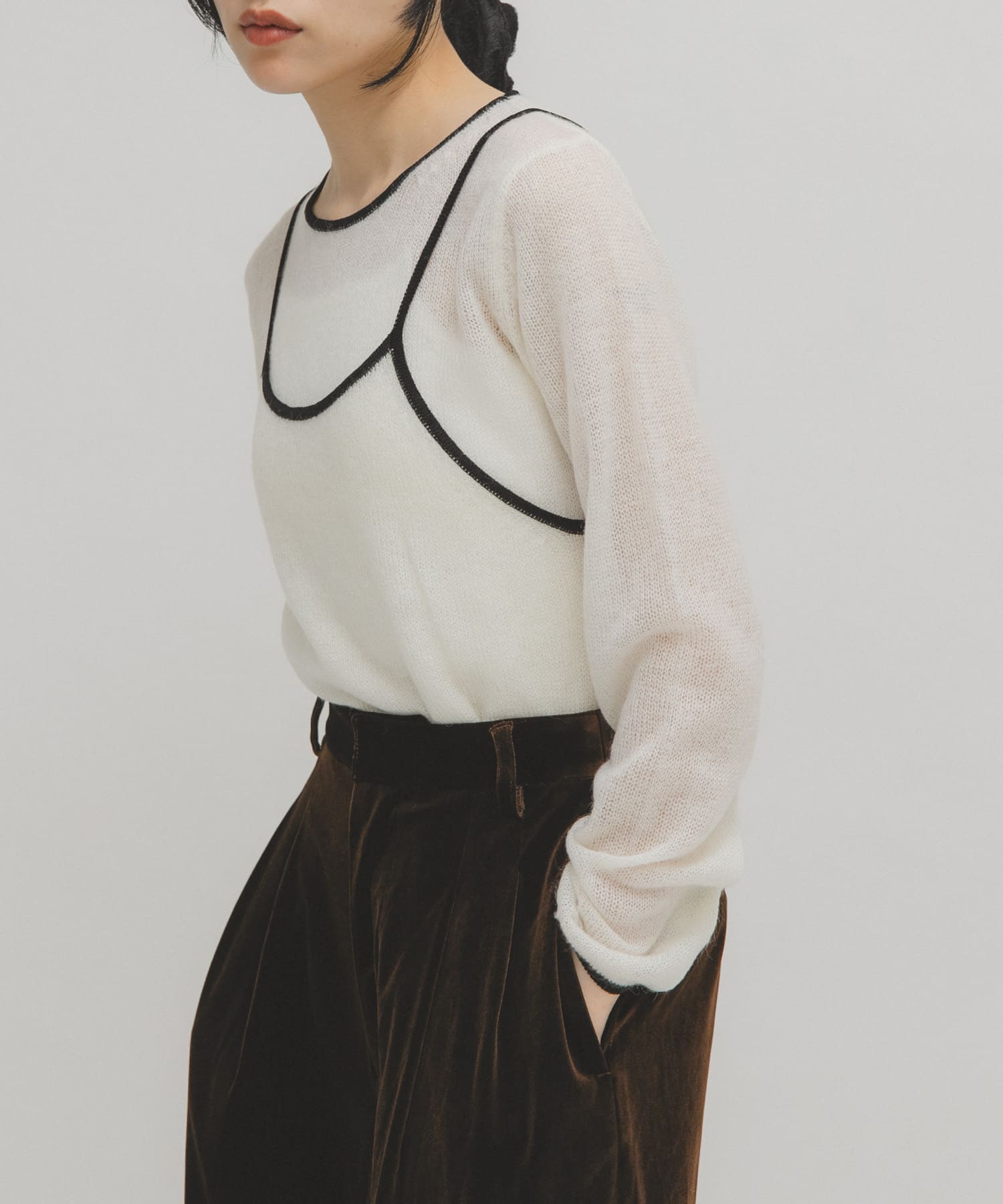 WHITE×BLK