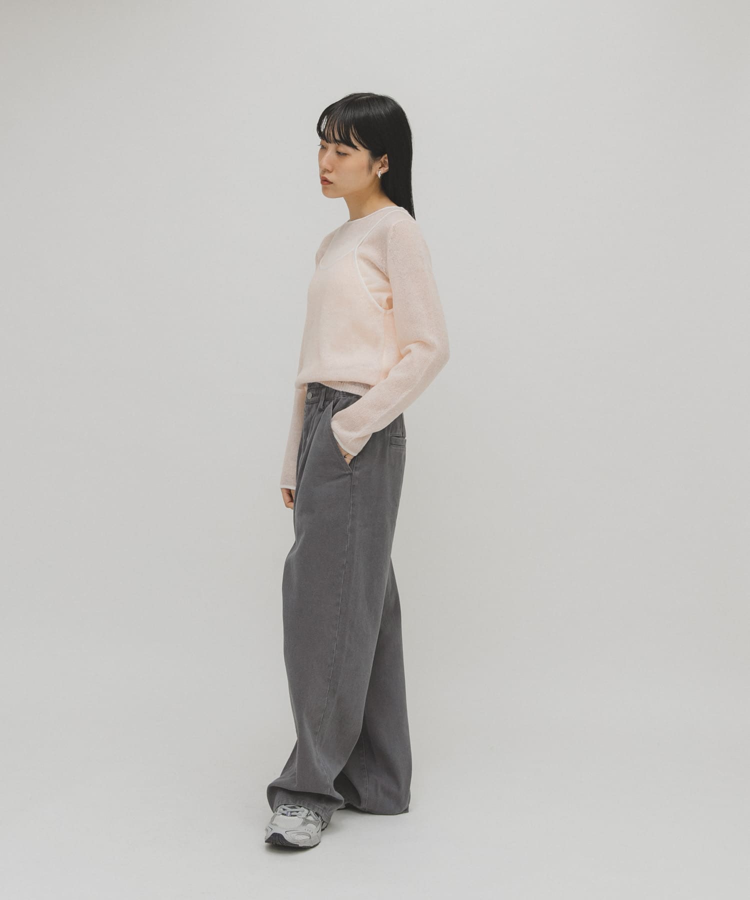 バイカラーキャミレイヤードニット(One WHITE×BLK): トップス｜URBAN