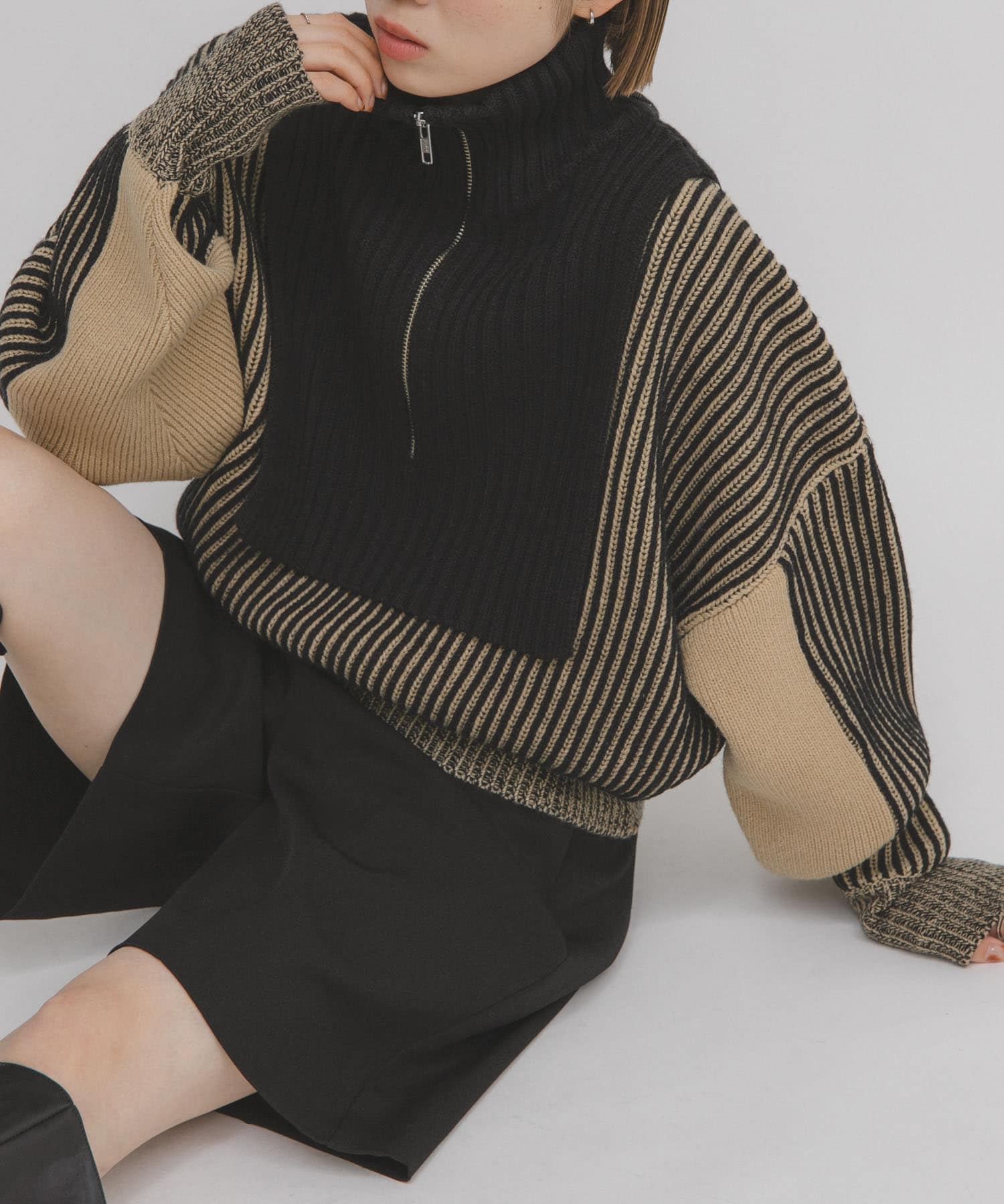 レイヤードハーフZIPニット