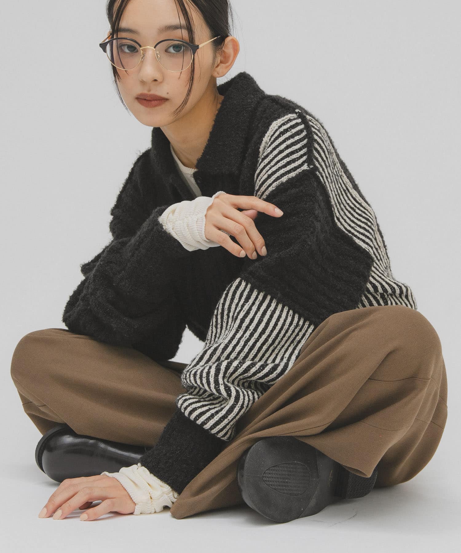 バイカラーデザインスリーブニット