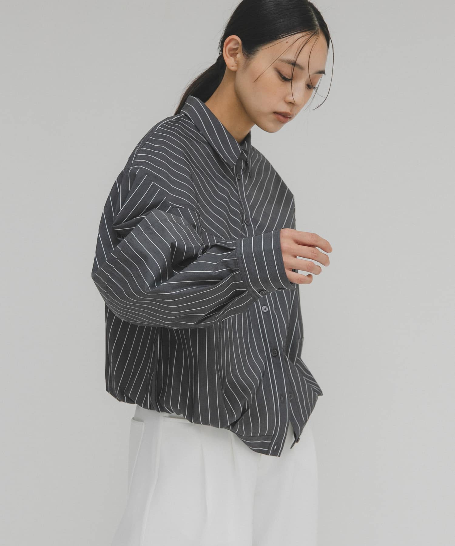 身長 : 163cm サイズ : one