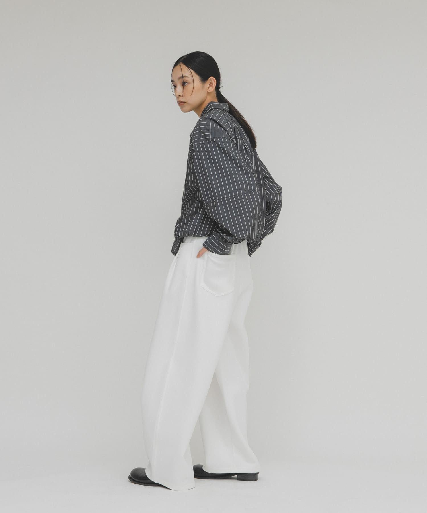 身長 : 163cm サイズ : one