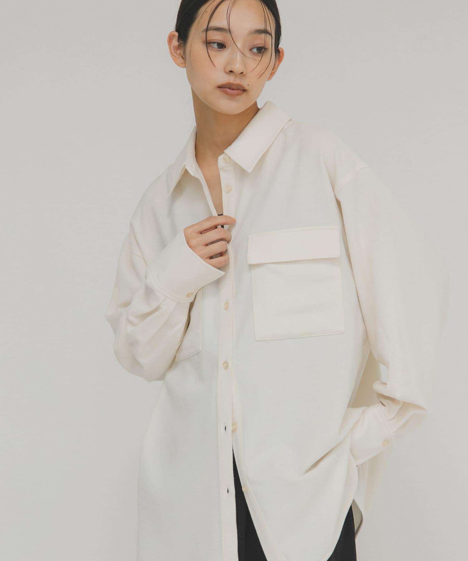 身長 : 163cm サイズ : one
